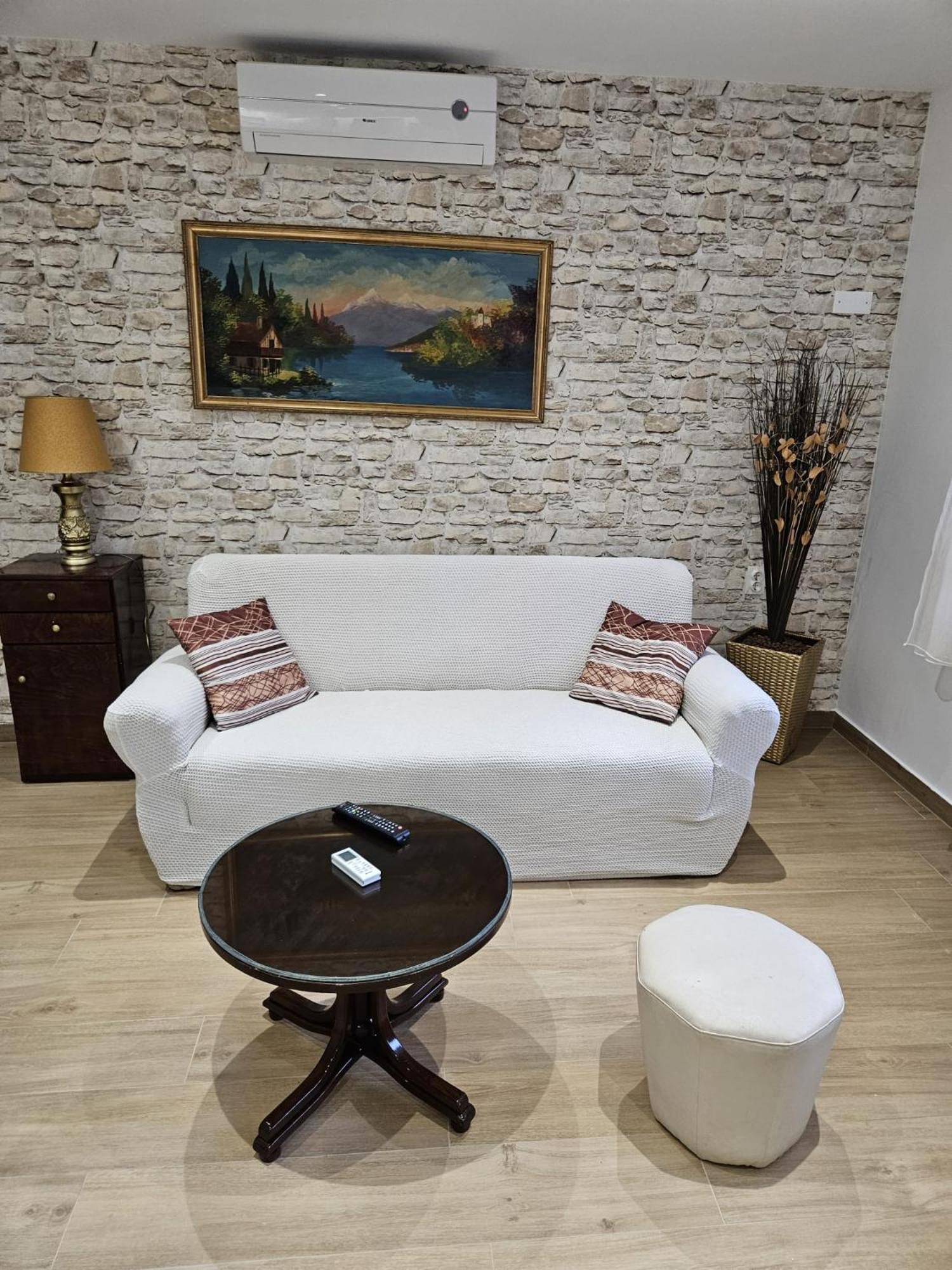 Apartment with Terrace photo 2
