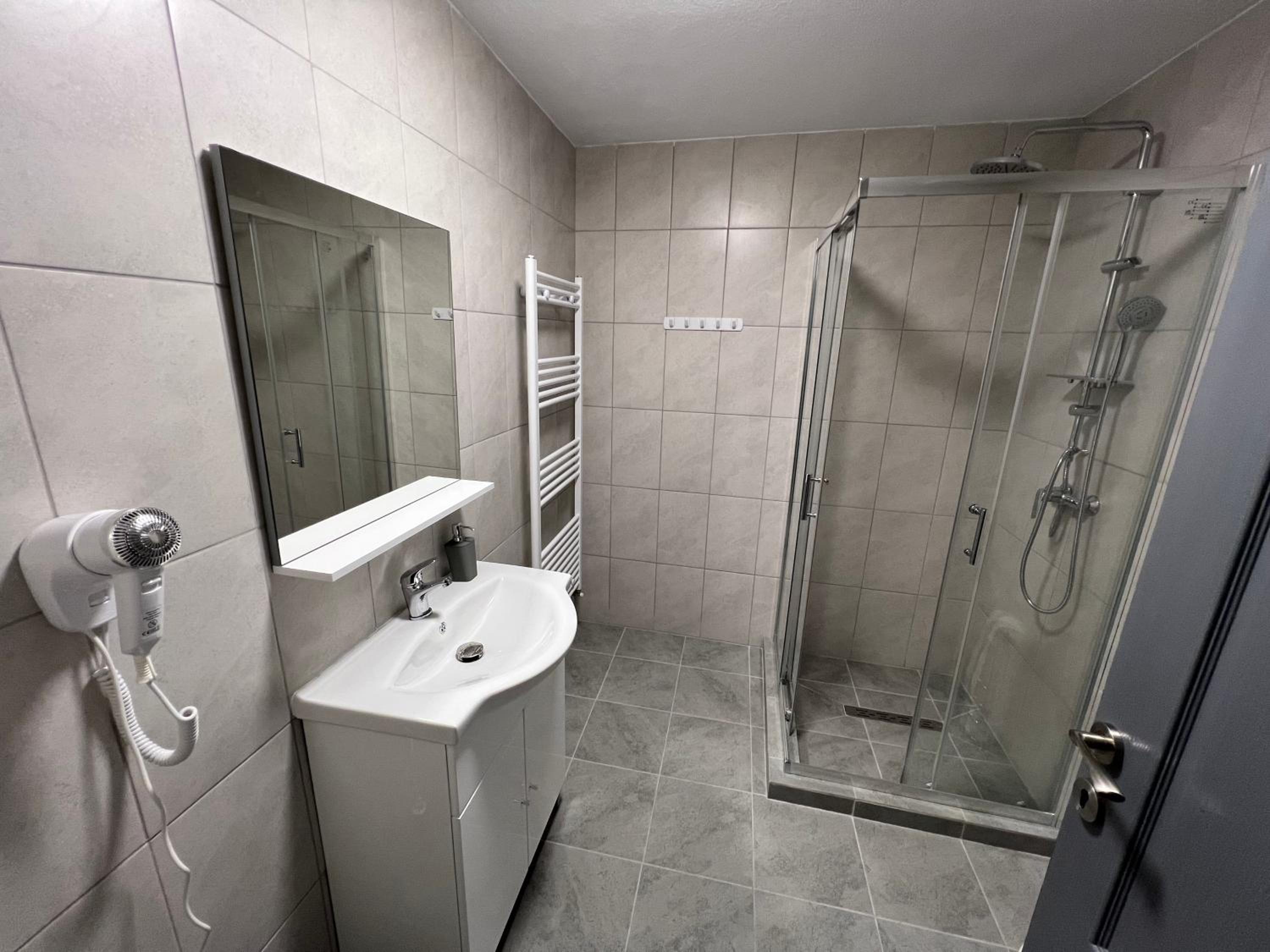 Deluxe Twin Room photo 3