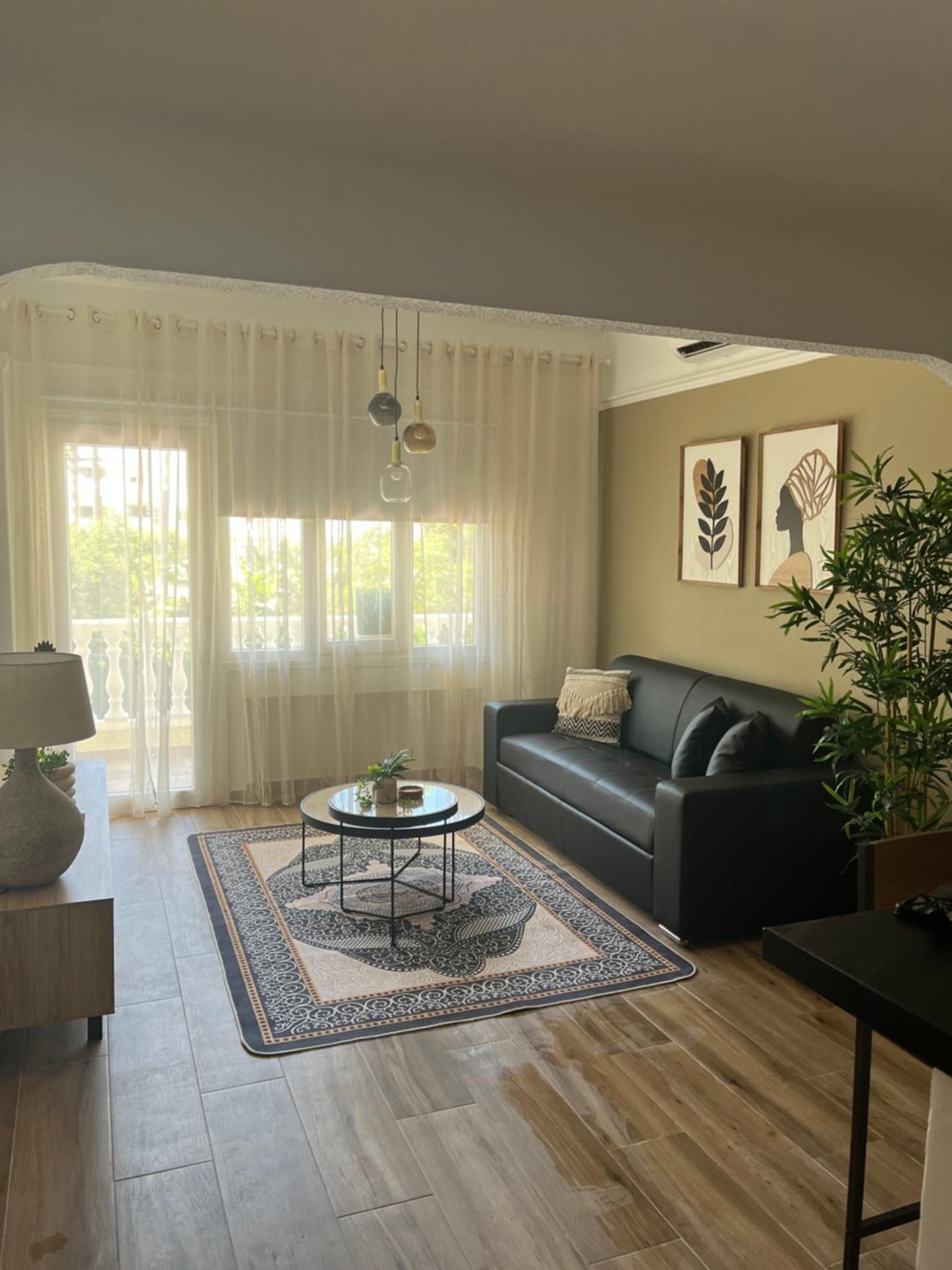 One-Bedroom Apartment