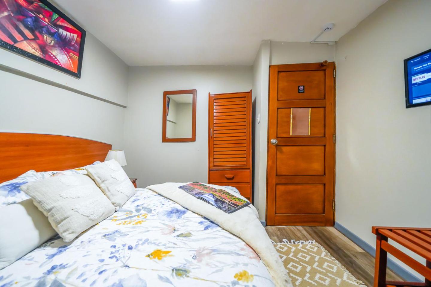 Single Room with Private External Bathroom photo 1