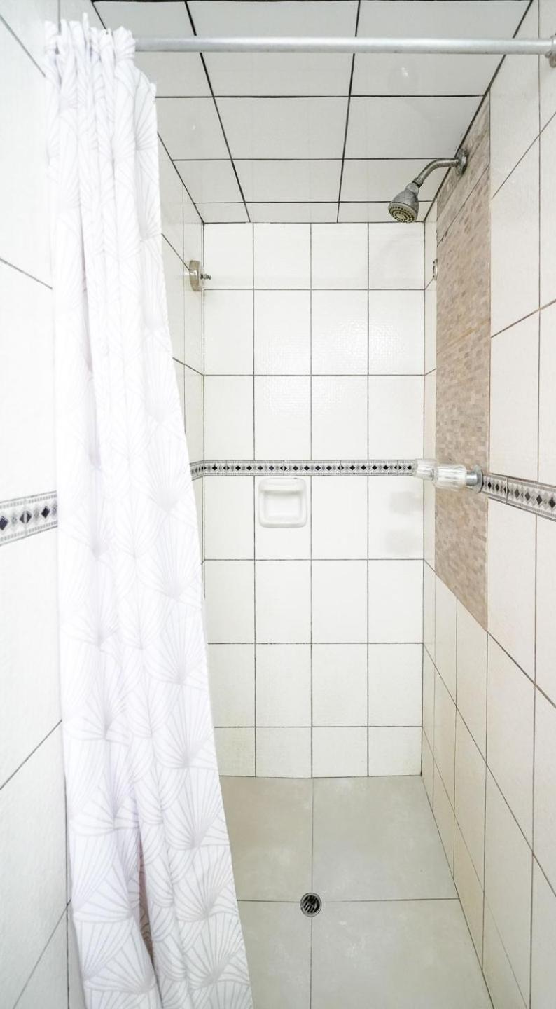 Single Room with Private External Bathroom photo 2