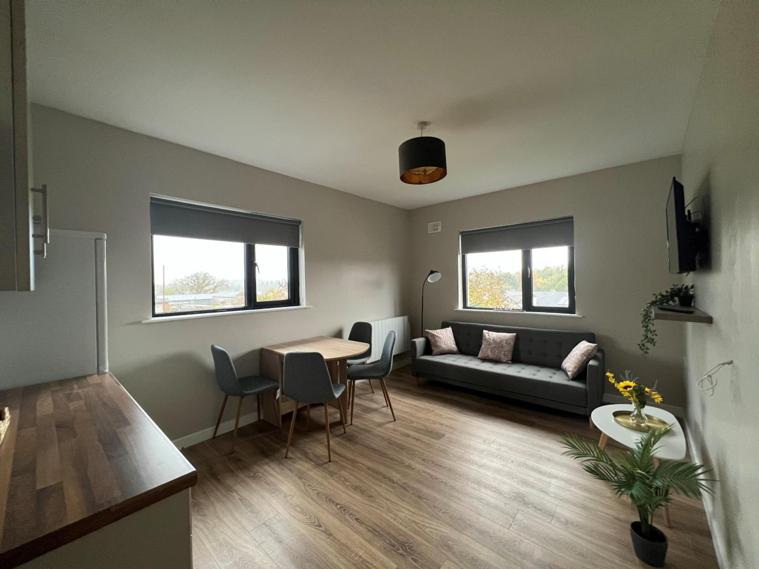 Two-Bedroom Apartment - Photo 3