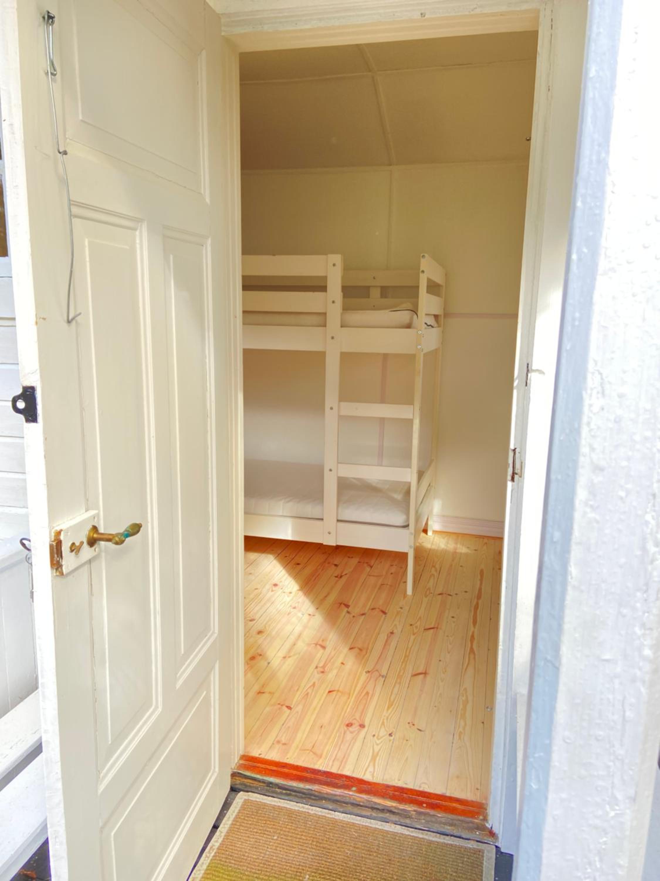 Four-Bedroom House photo 1