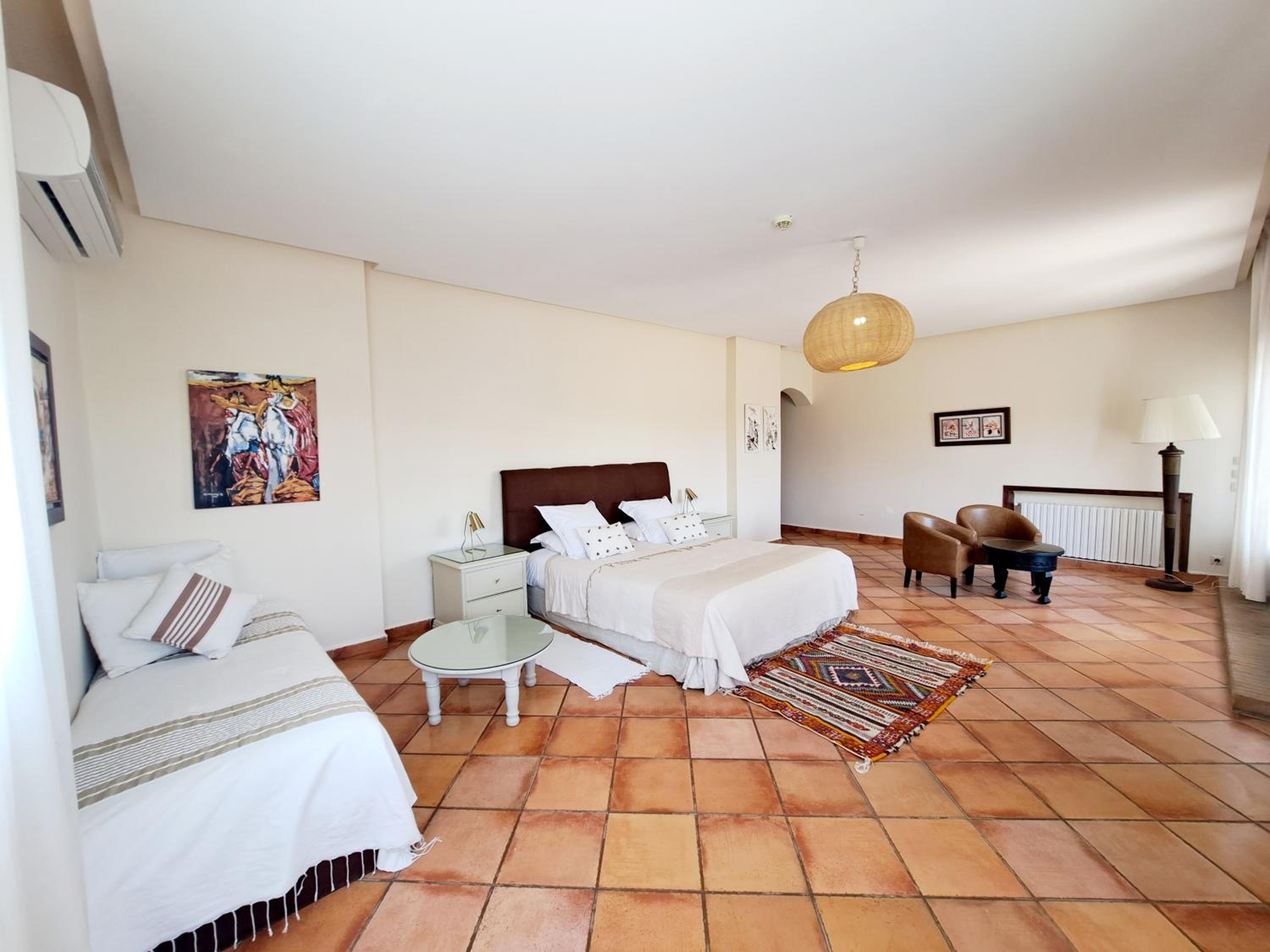 Deluxe Suite with Spa Bath