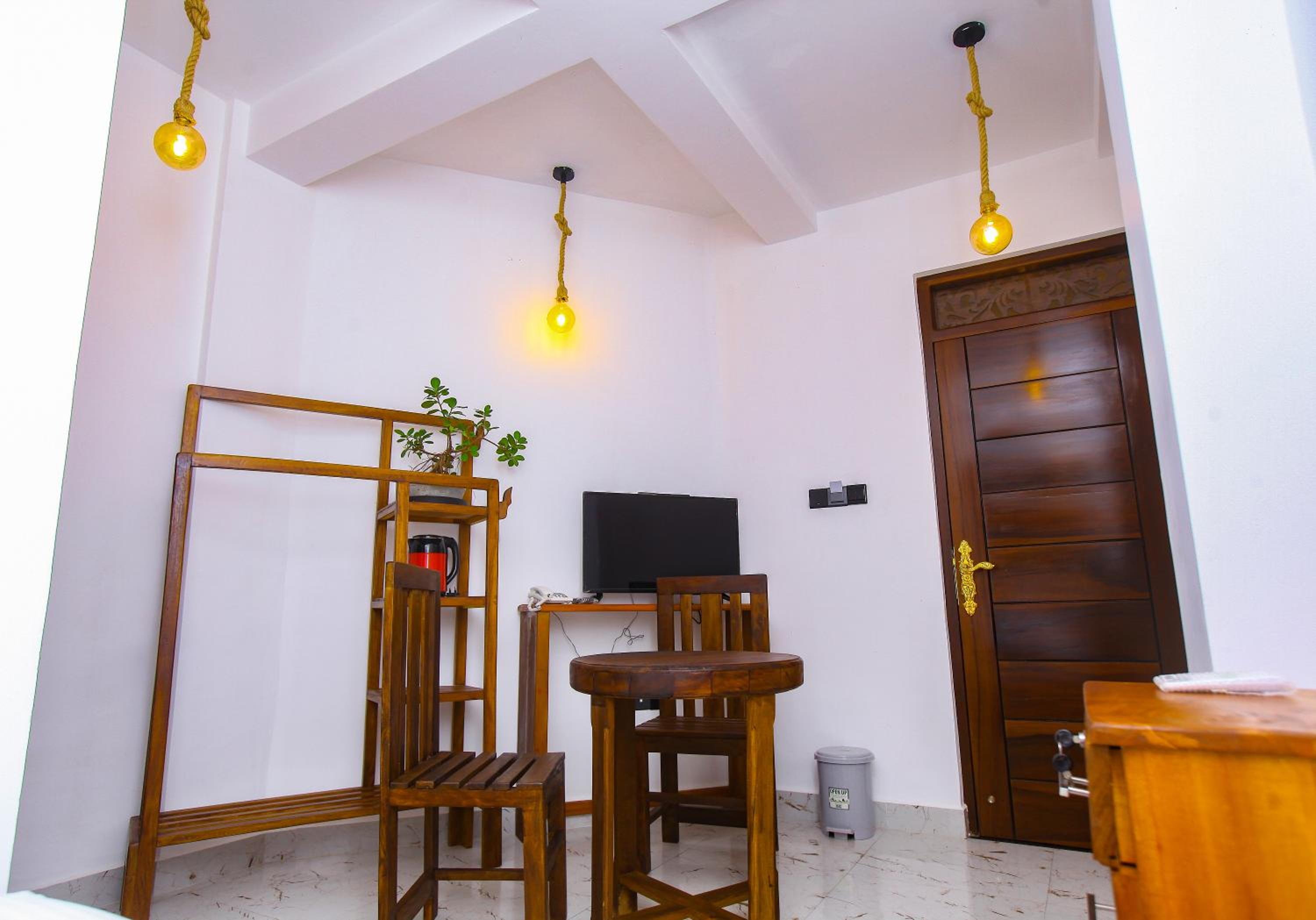 Deluxe Single Room