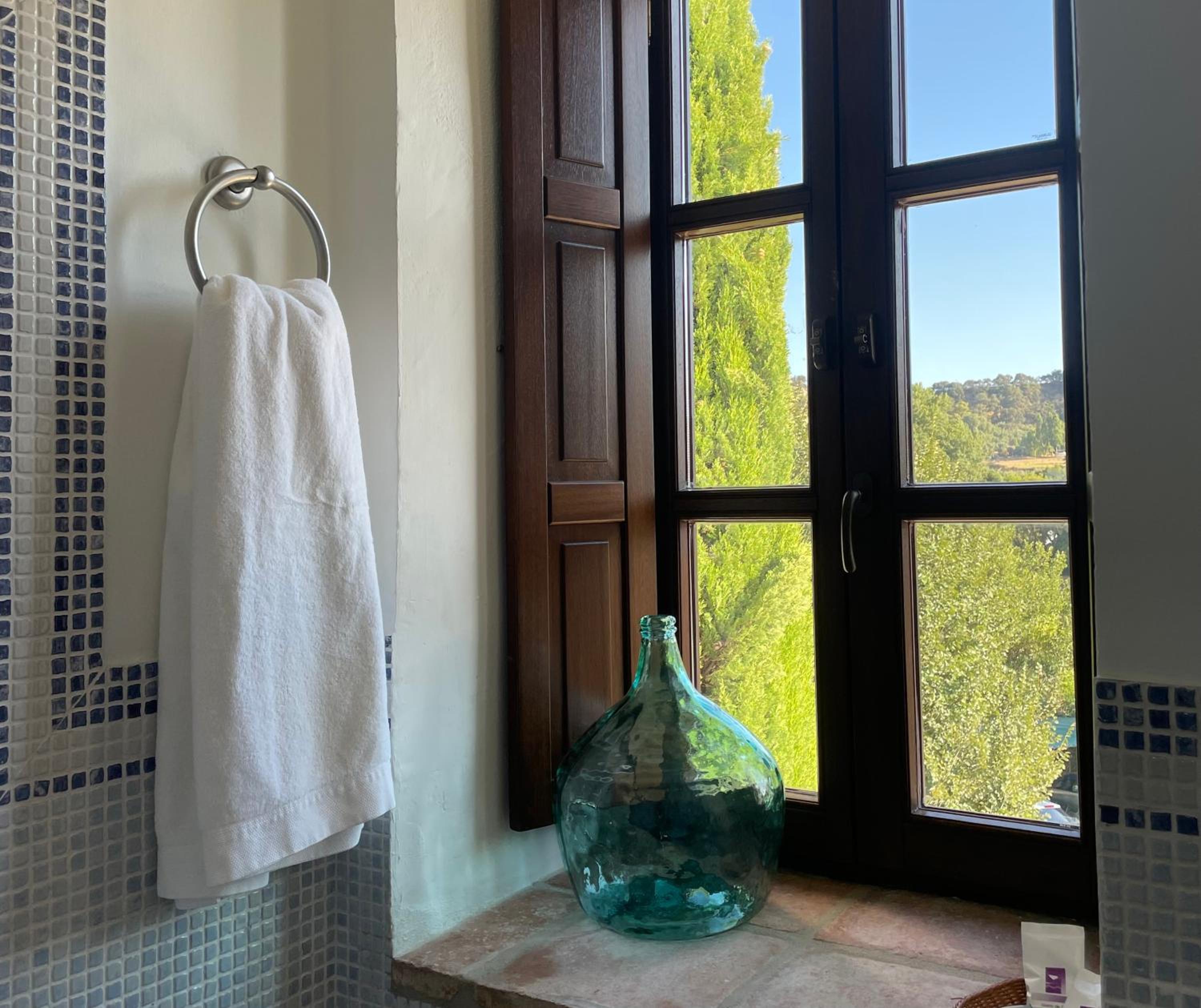 Double or Twin Room with Garden View - Photo 2