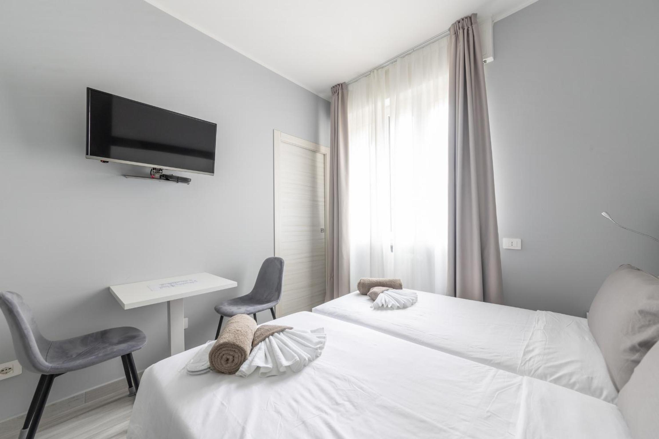 Twin Room with View