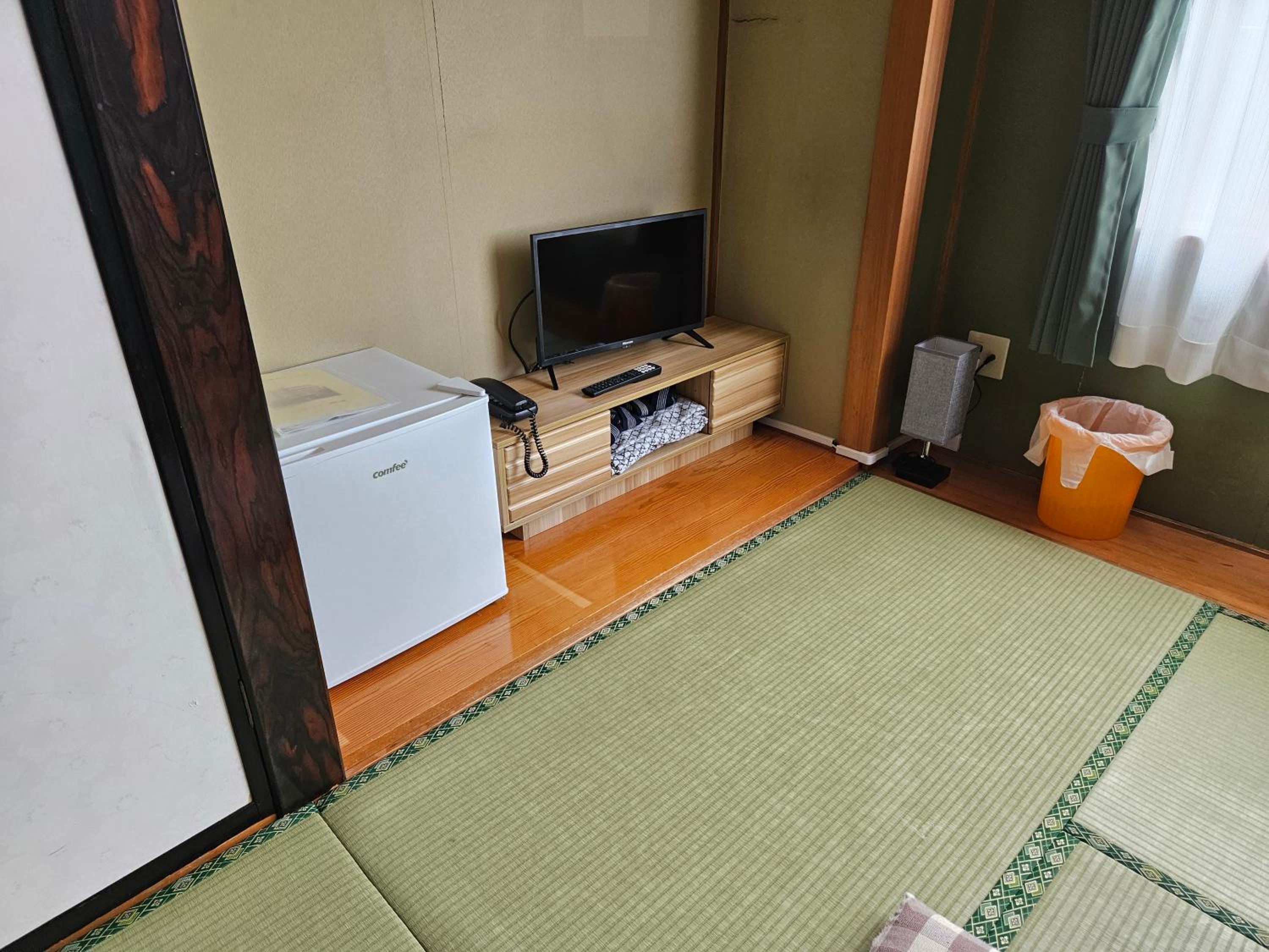 Japanese-Style Room - Non-Smoking - Photo 4