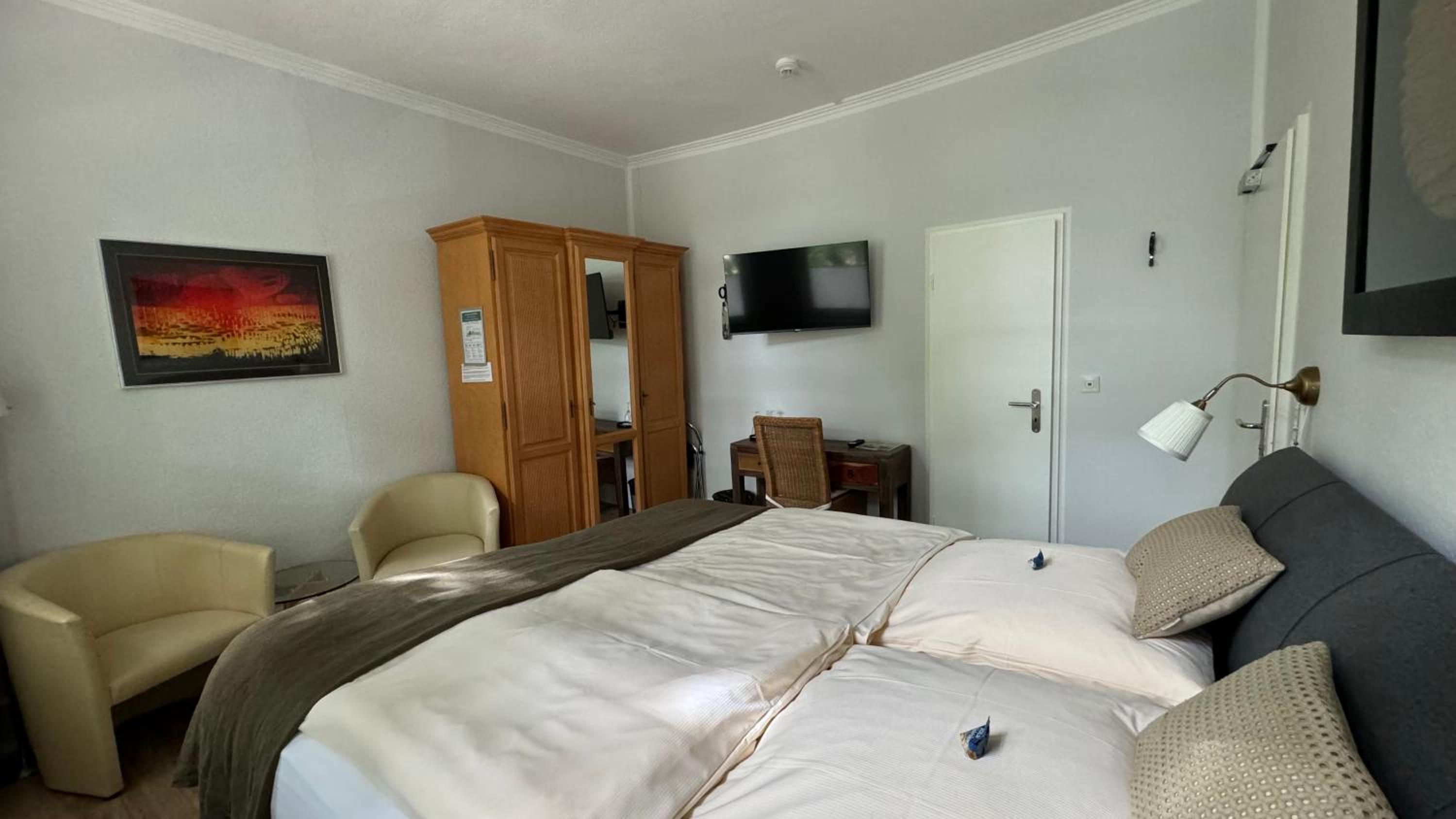 Double Room with Balcony photo 2