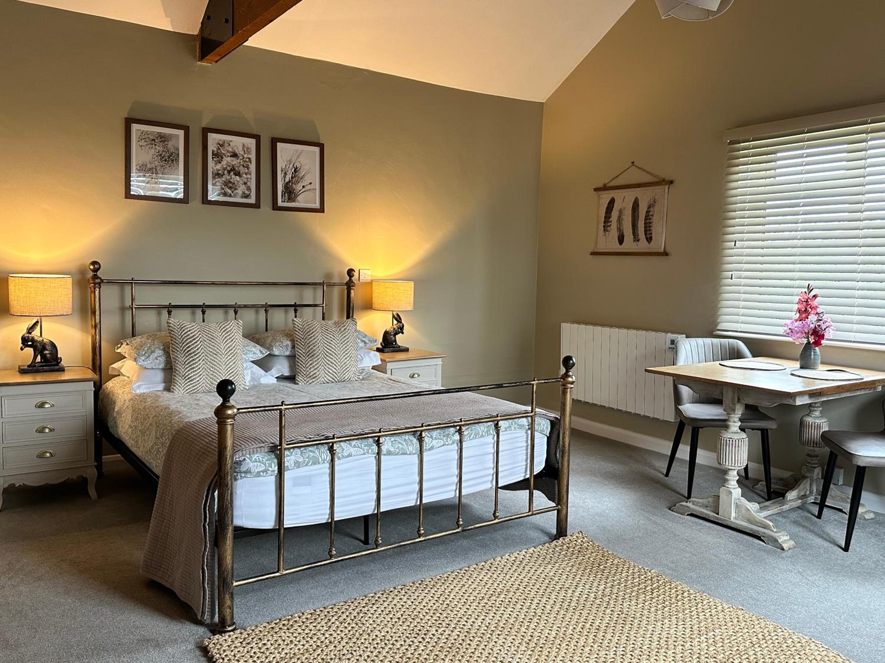 Superior King Room