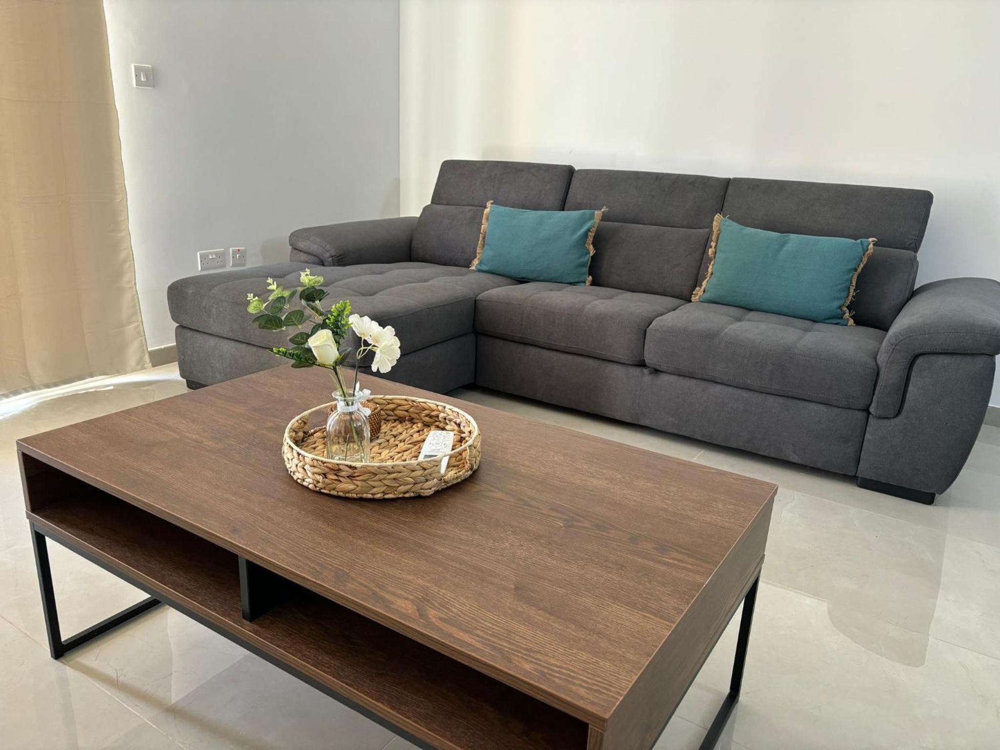 Three-Bedroom Apartment with Water View photo 3