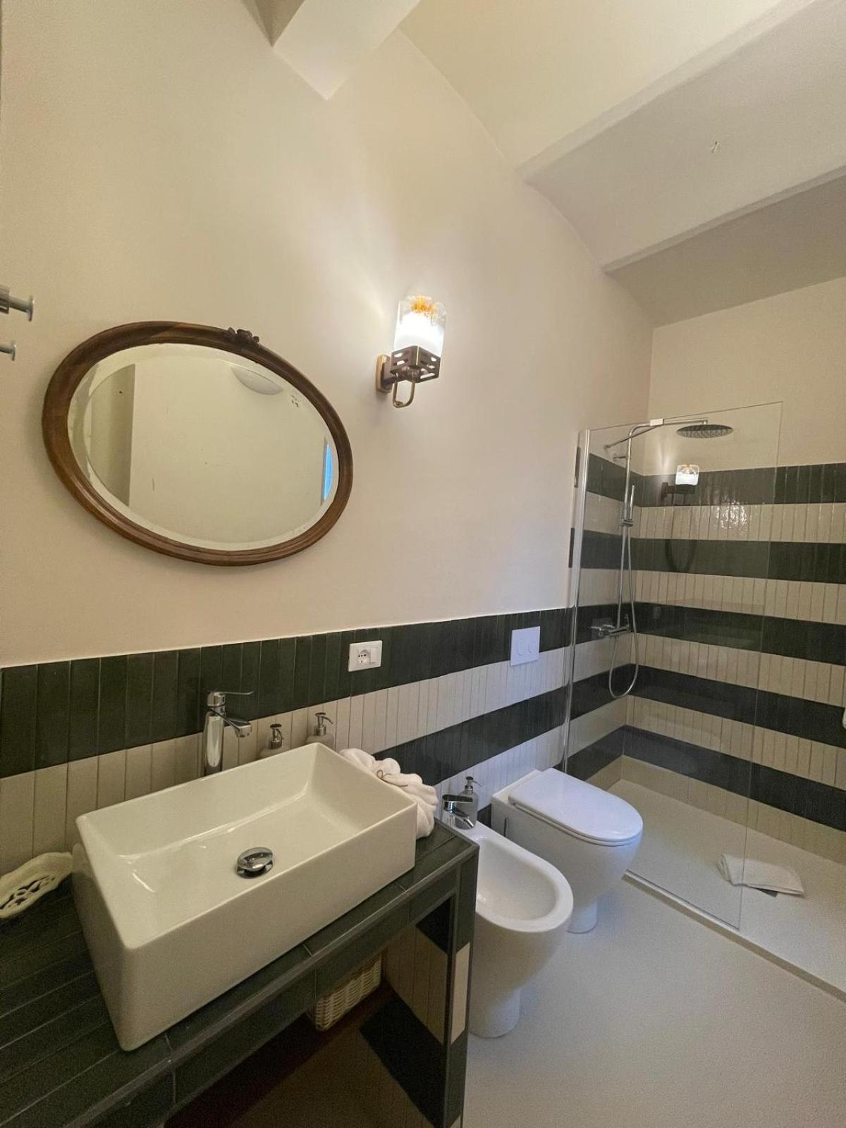 Deluxe Triple Room photo 2