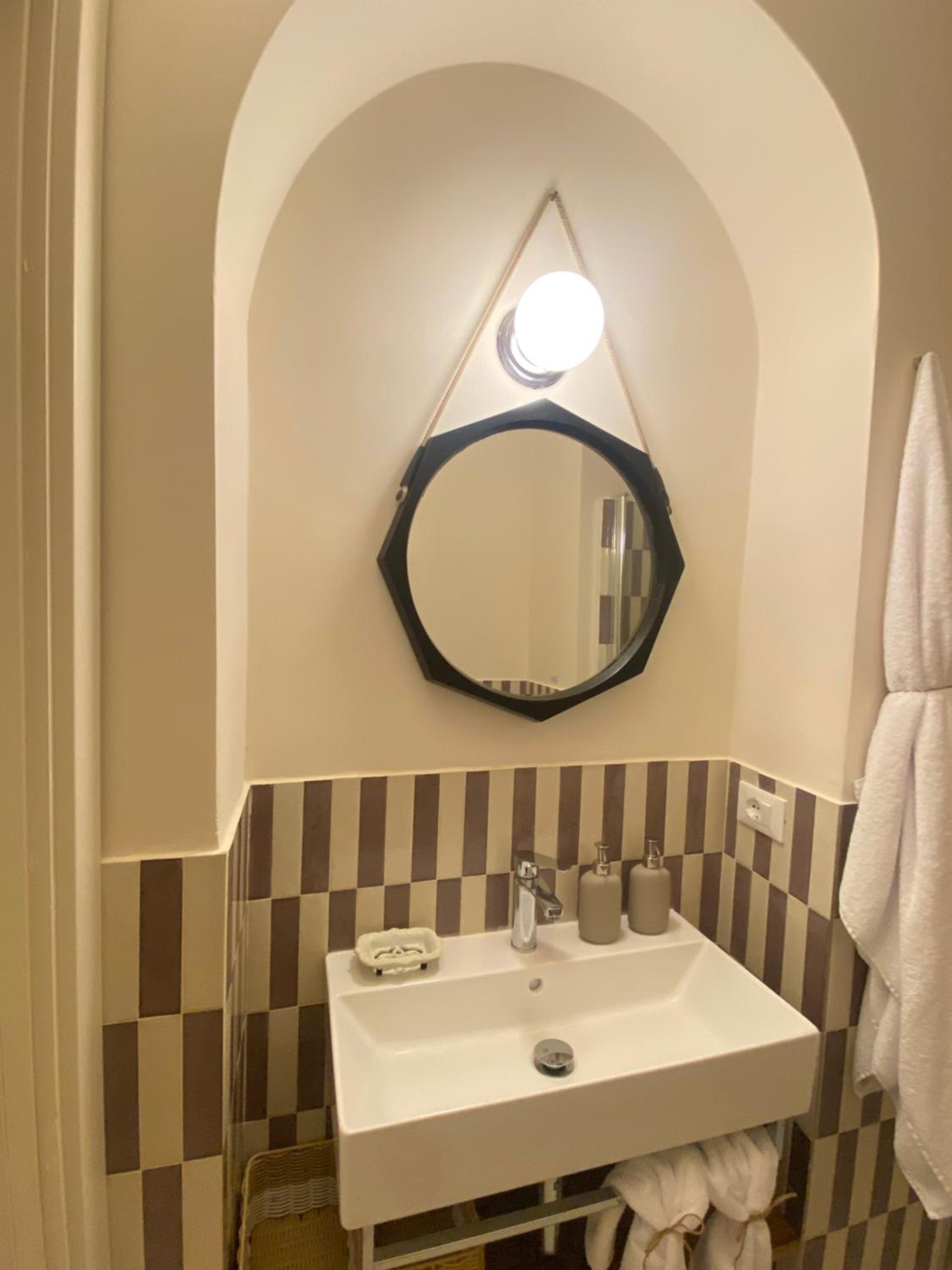 Double Room with Private Bathroom photo 3