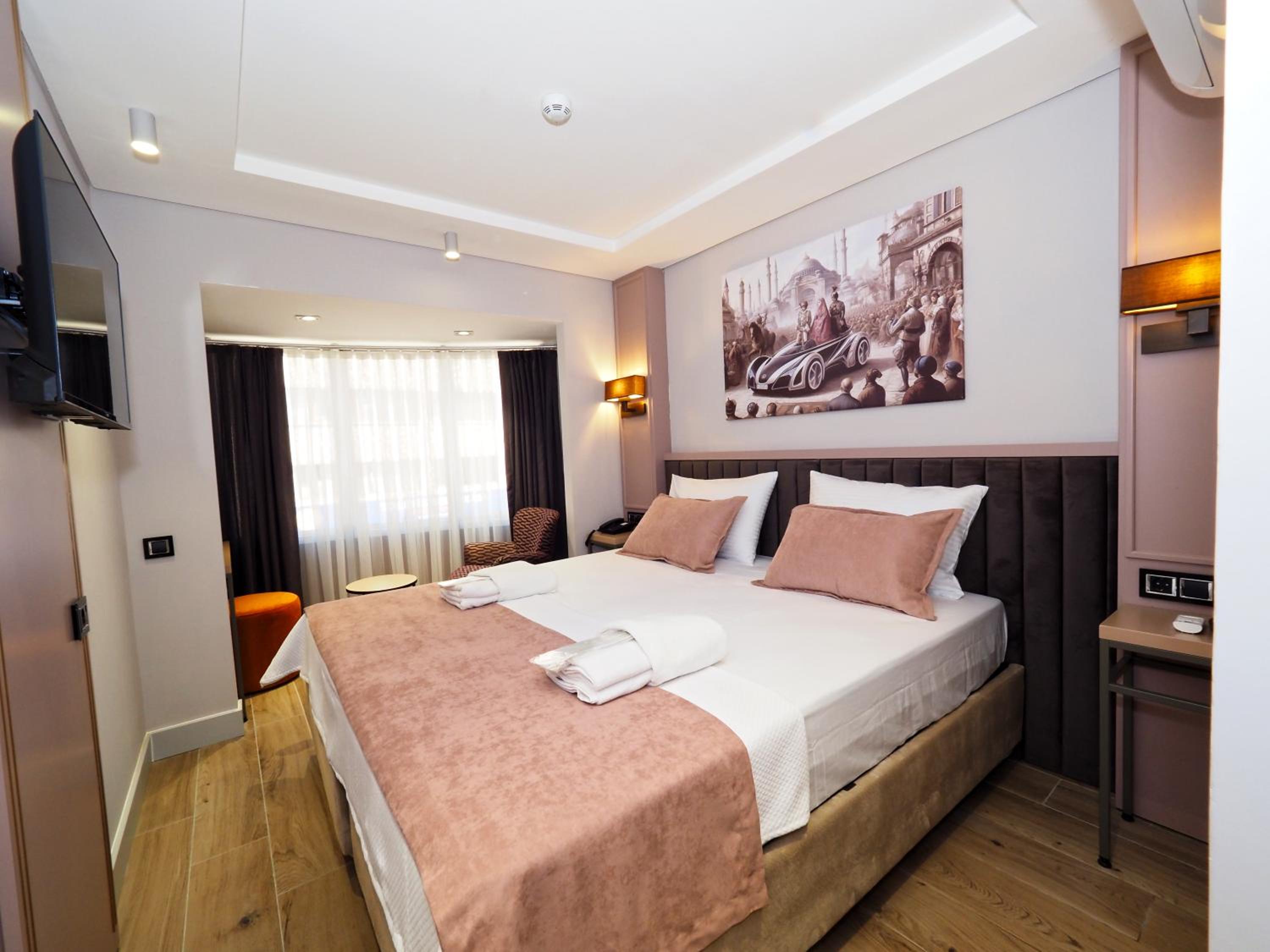 Standard Double Or Twin Room photo 2