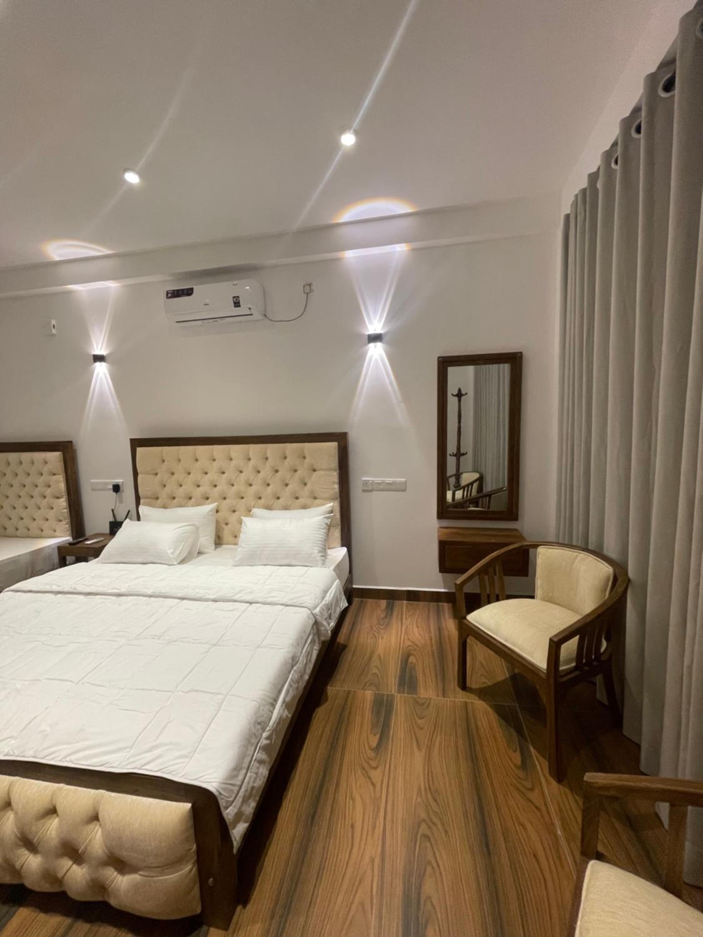 Triple Room with Balcony photo 3