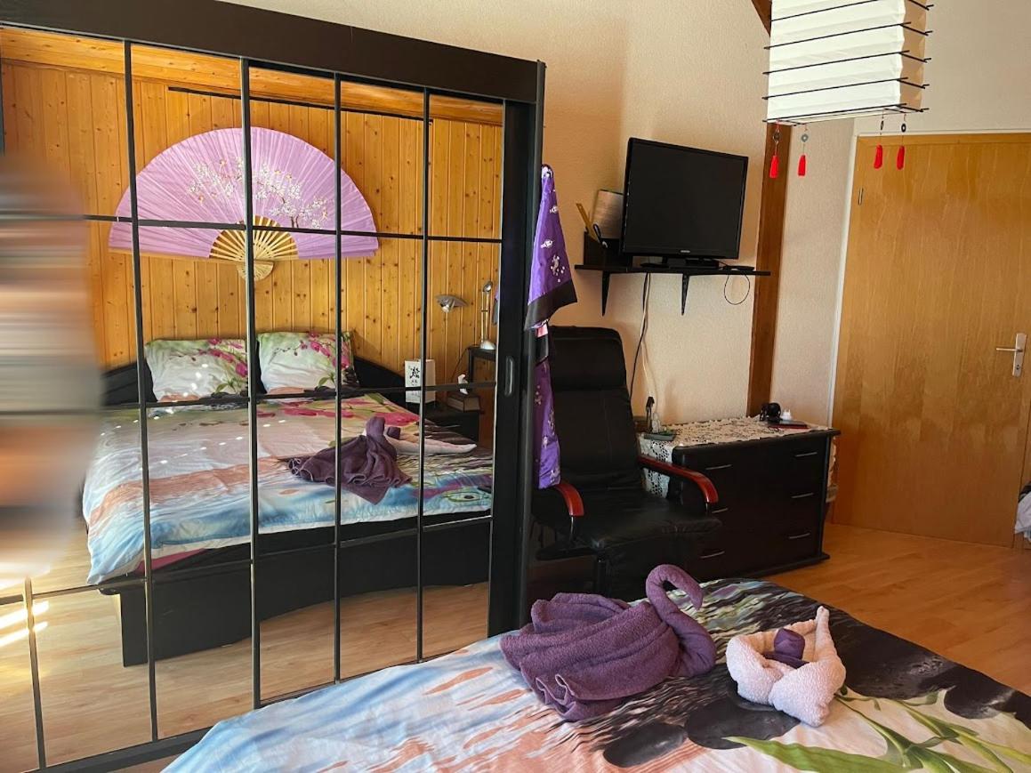 Double Room with Shared Bathroom photo 2