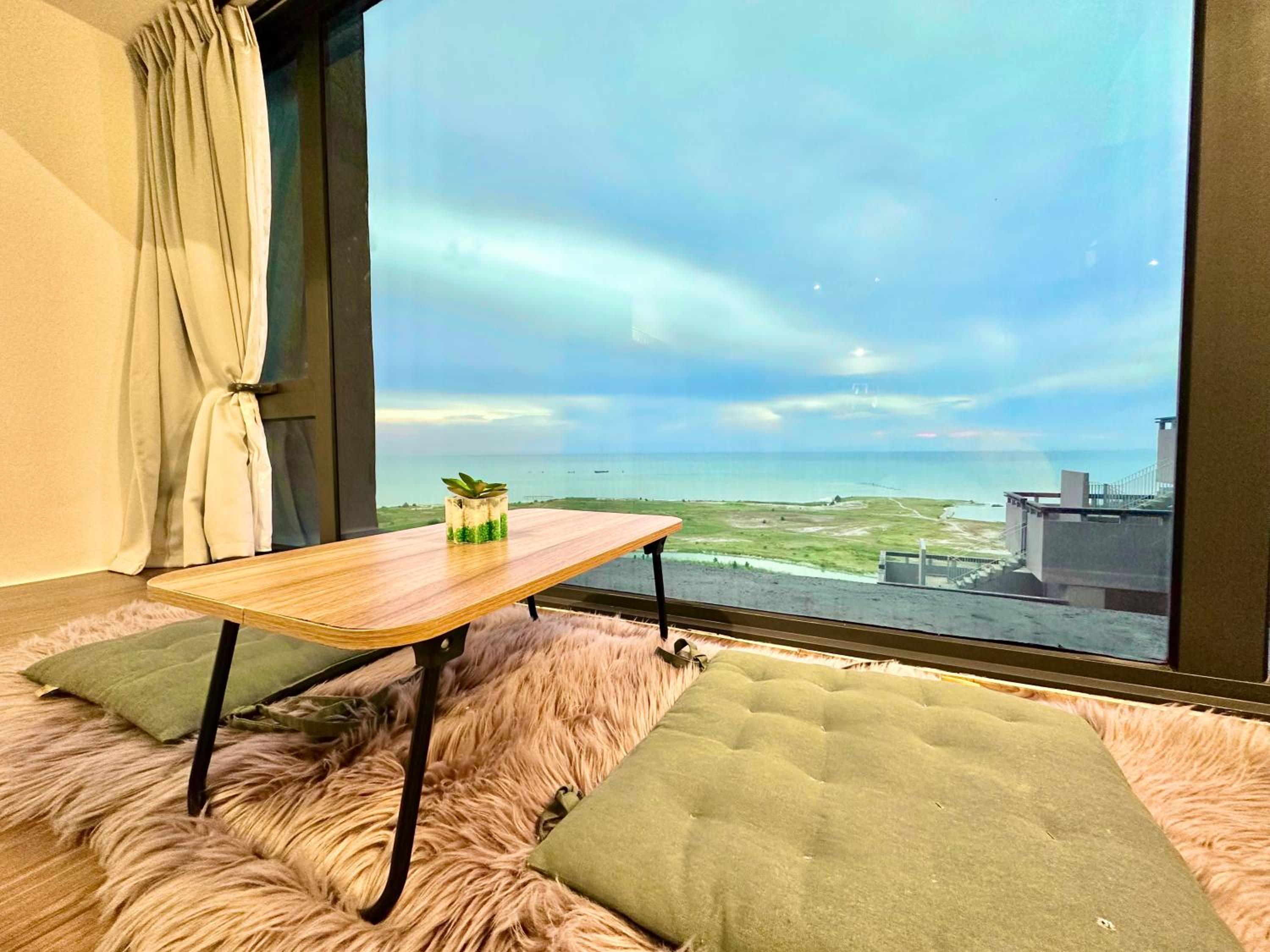 Studio with Sea View