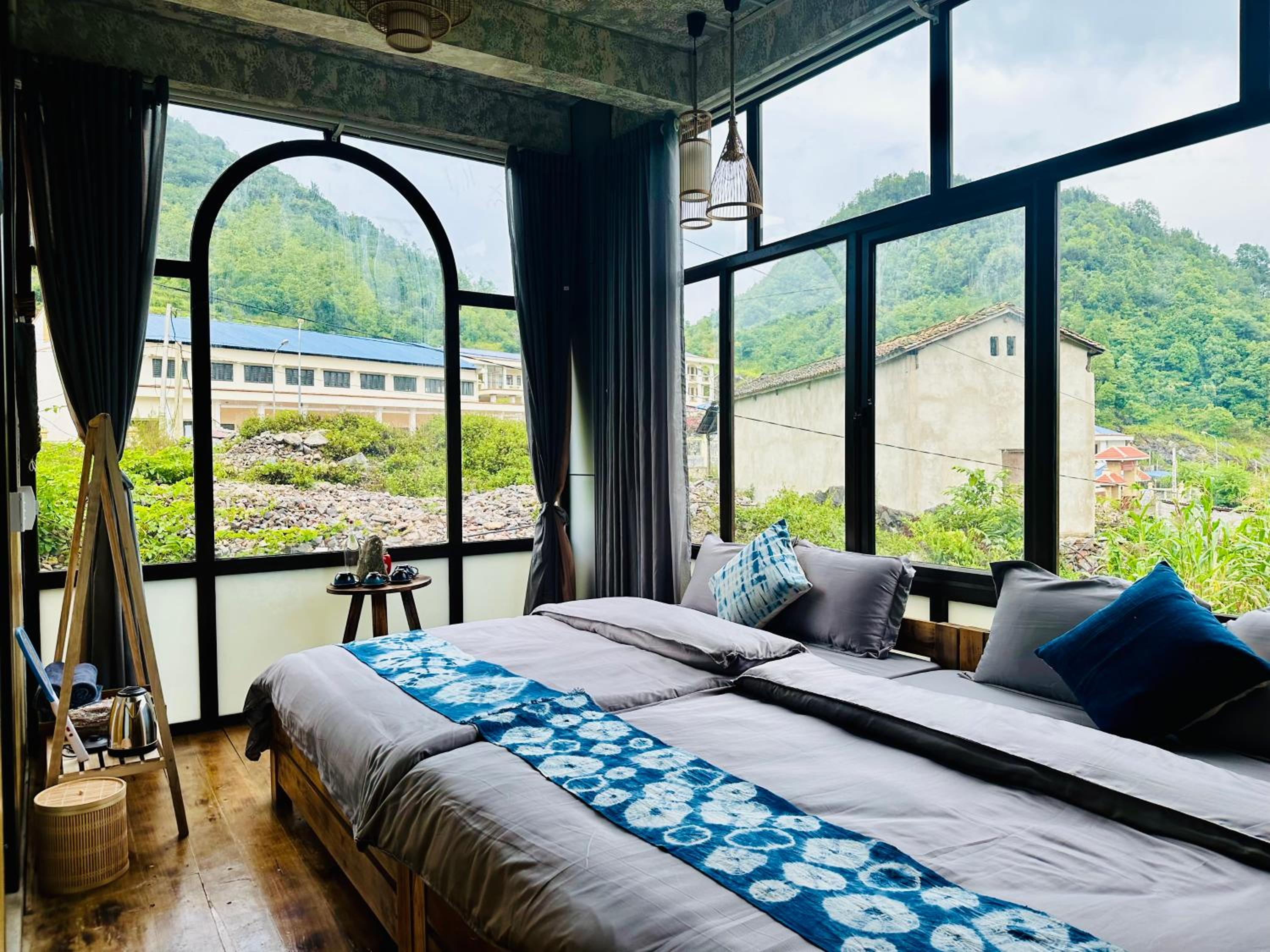 Quadruple Room With Mountain View