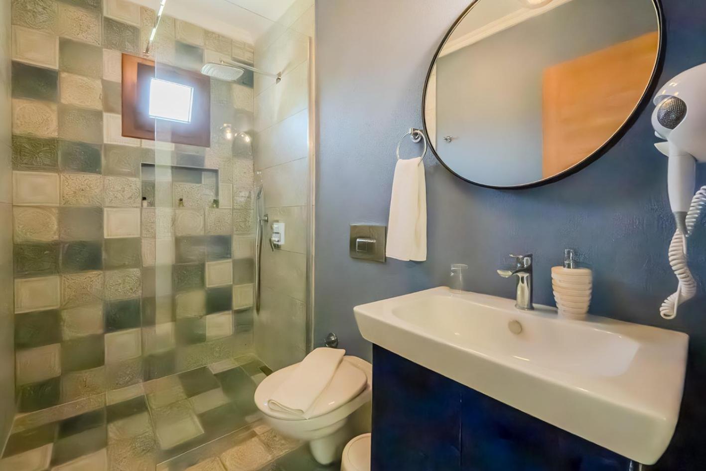 Double Room with Balcony and Sea View photo 2
