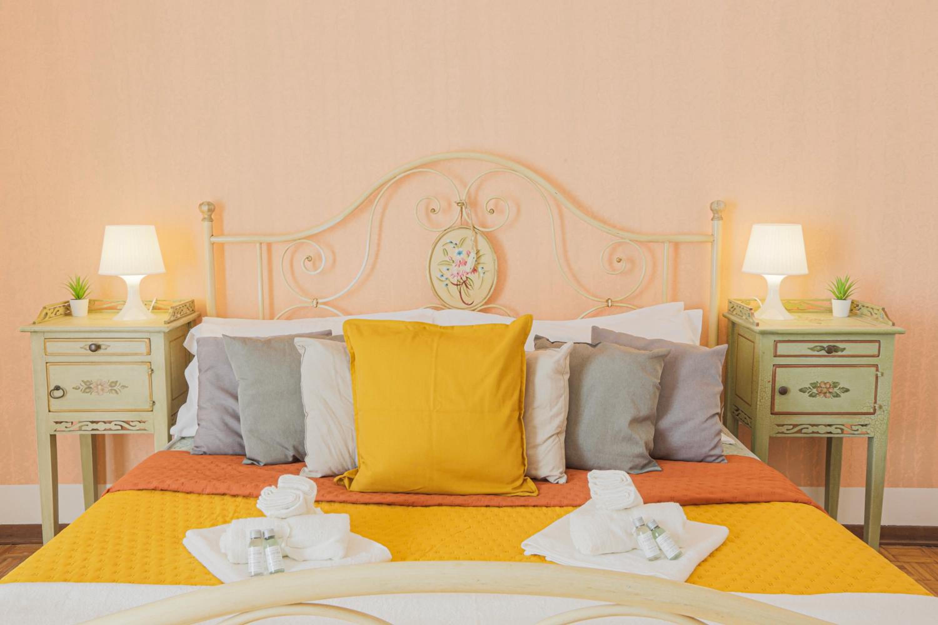 Double Room with Shared Bathroom