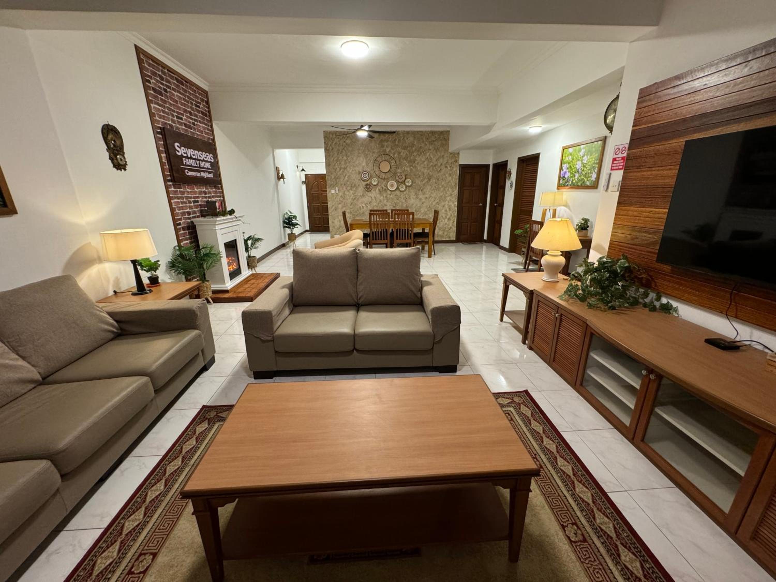 Three-Bedroom Standard Apartment photo 1
