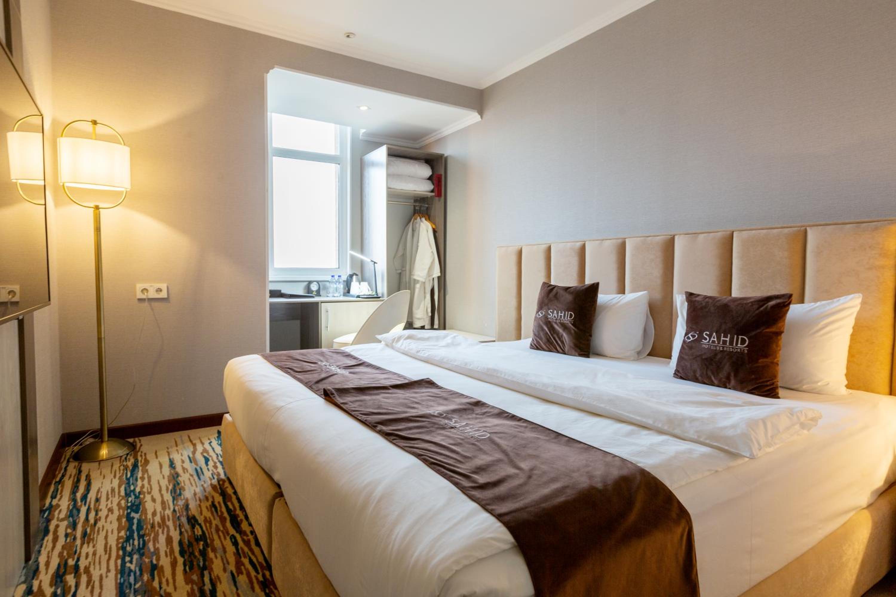 Superior Double or Twin Room - Photo 1