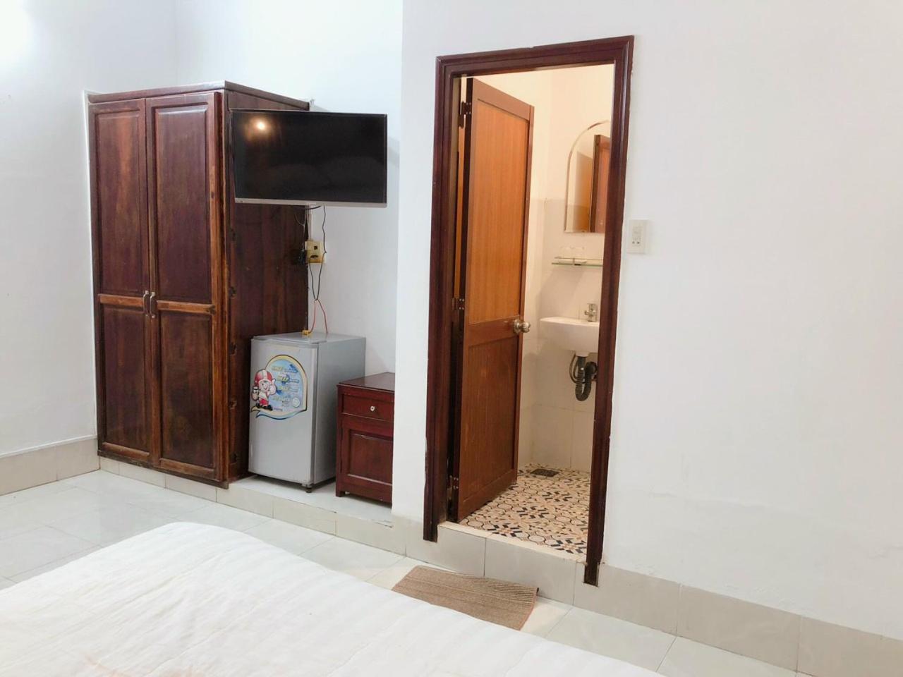 Budget Double Room photo 2