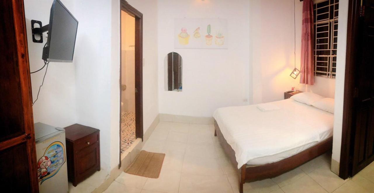 Budget Double Room photo 3