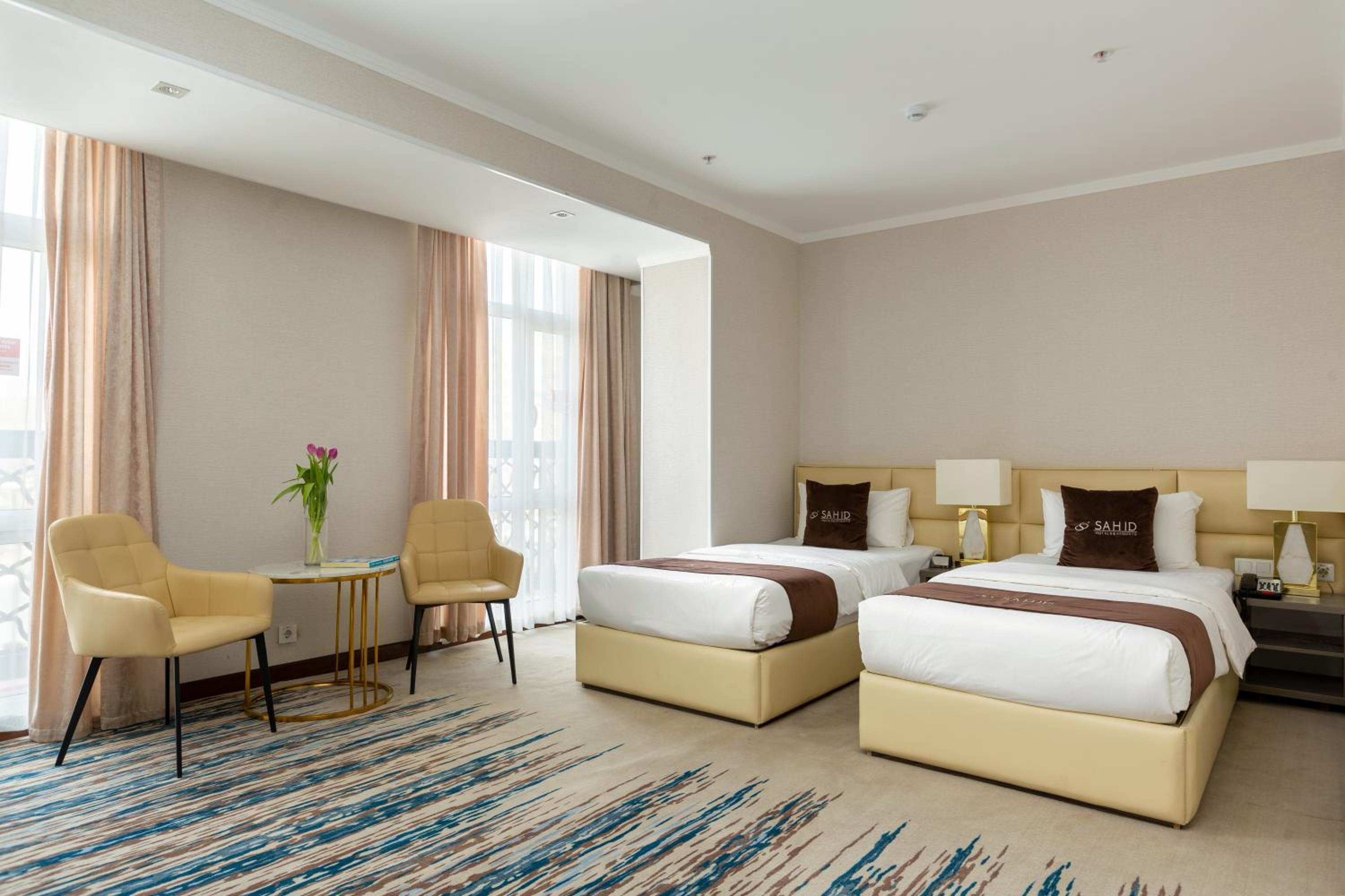 Deluxe Twin Room - Photo 1