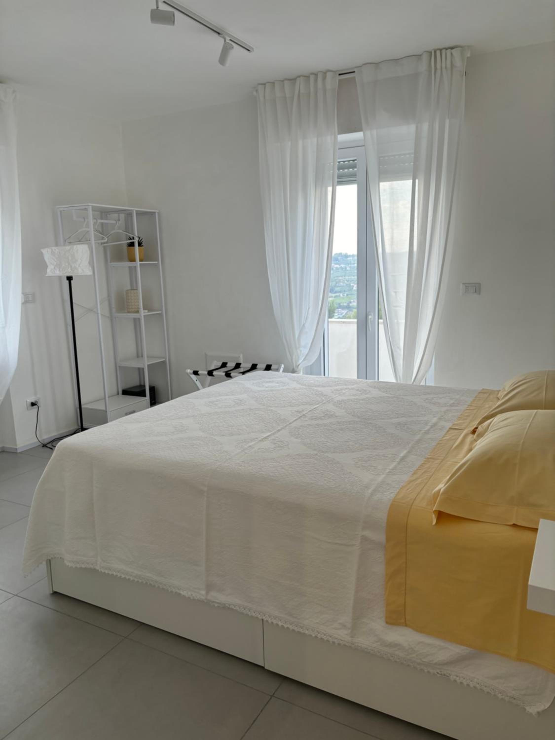 One-Bedroom House photo 1