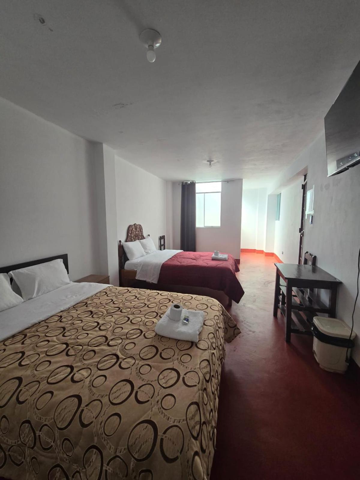 Twin Room With Shared Bathroom photo 3