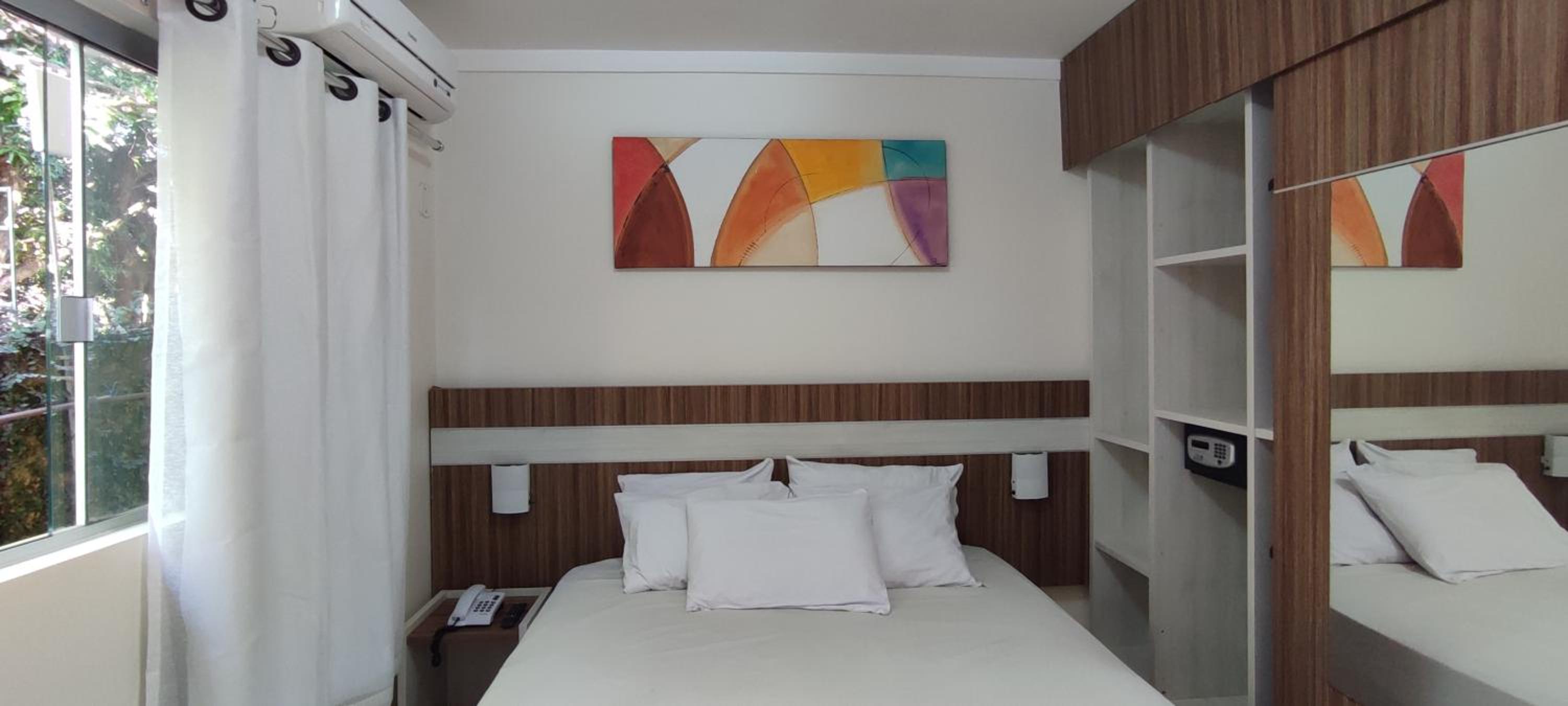 Studio Apartment photo 3