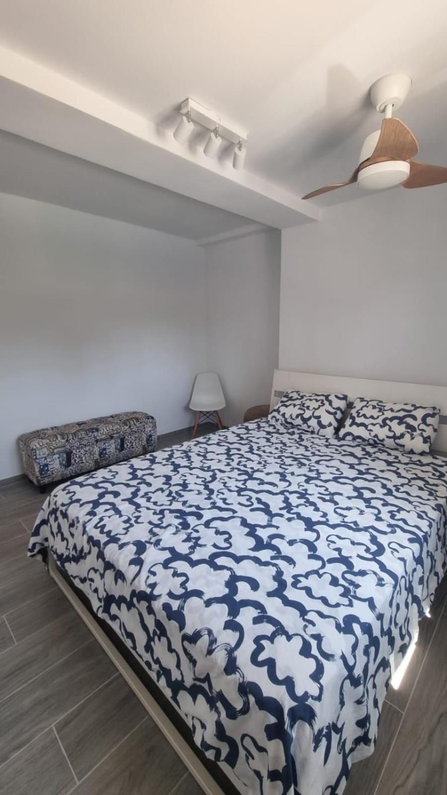 Apartamento de Dos Habitaciones con Piscina Privada
