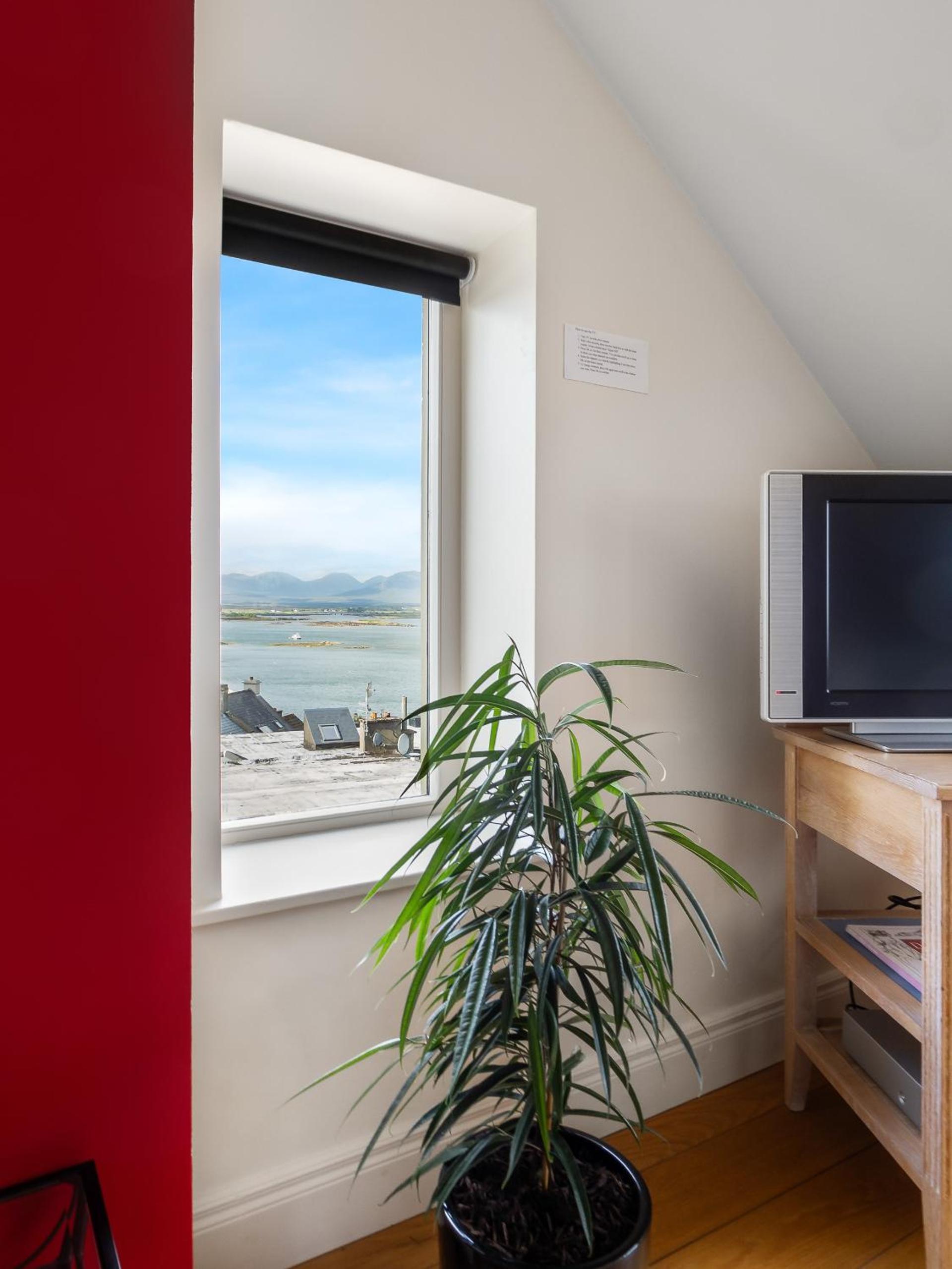 Apartment photo 3