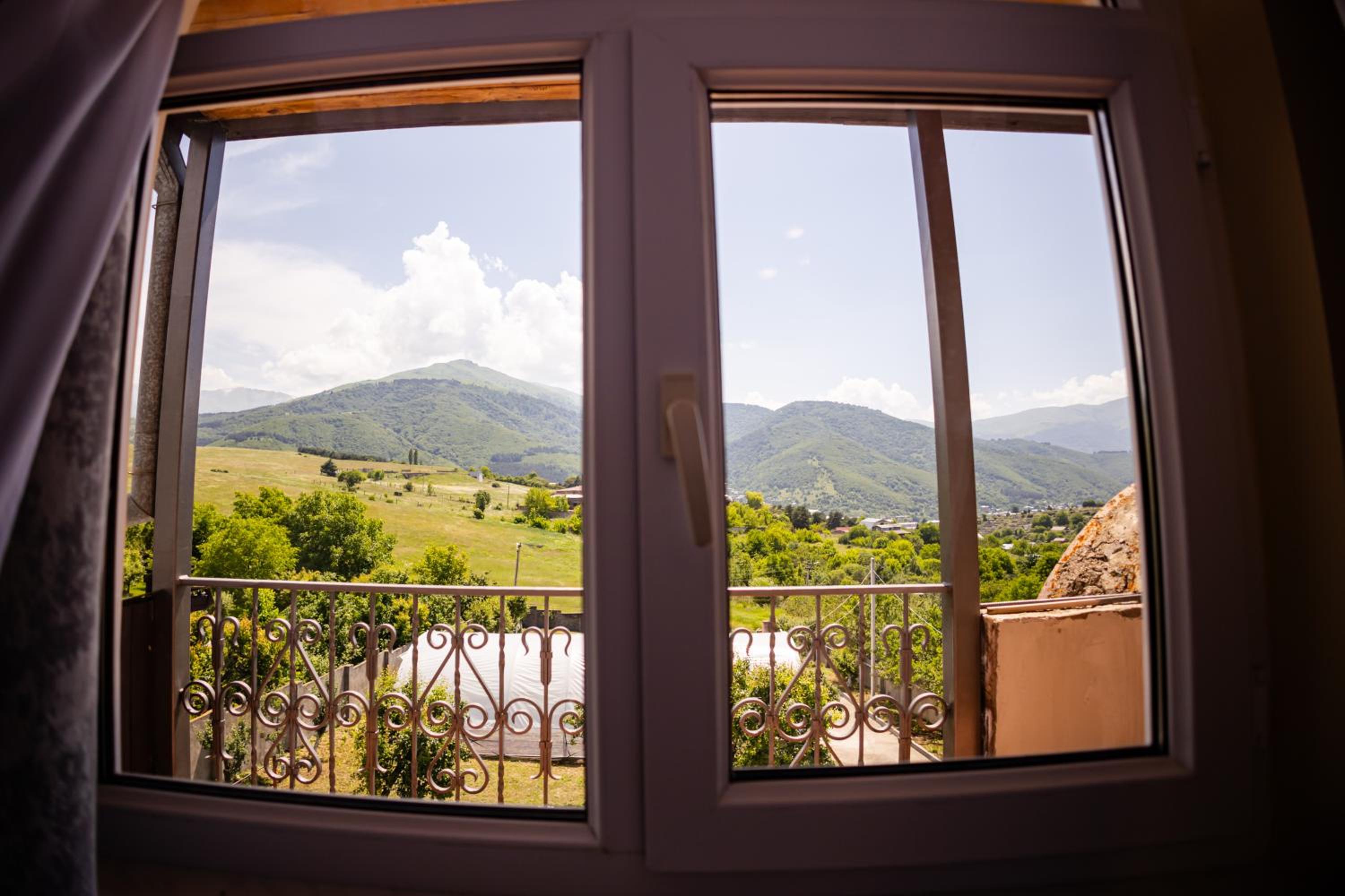 Double Room with Mountain View photo 2