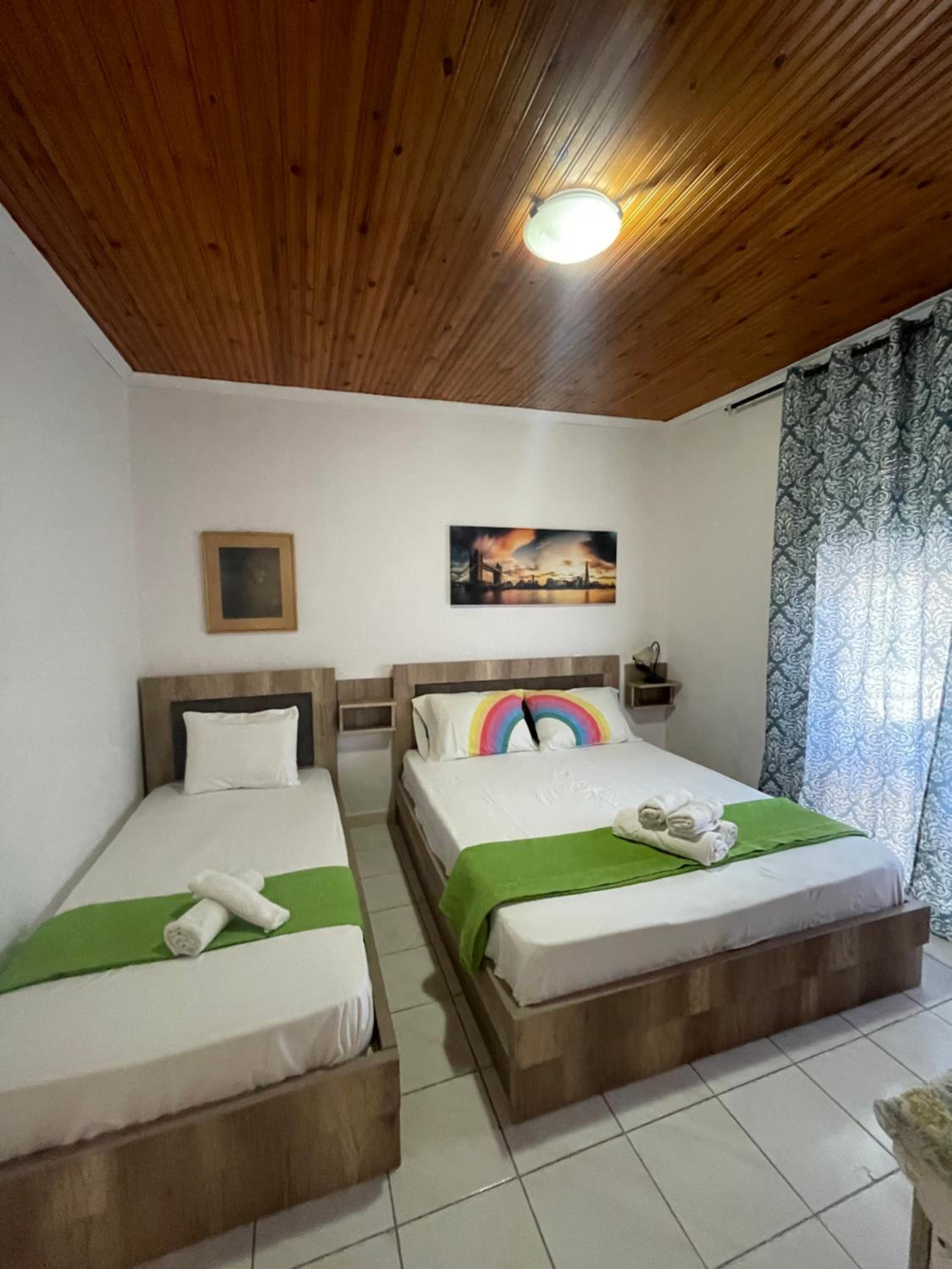 One-Bedroom House photo 1