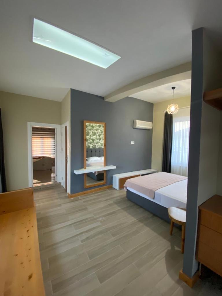 Villa photo 1