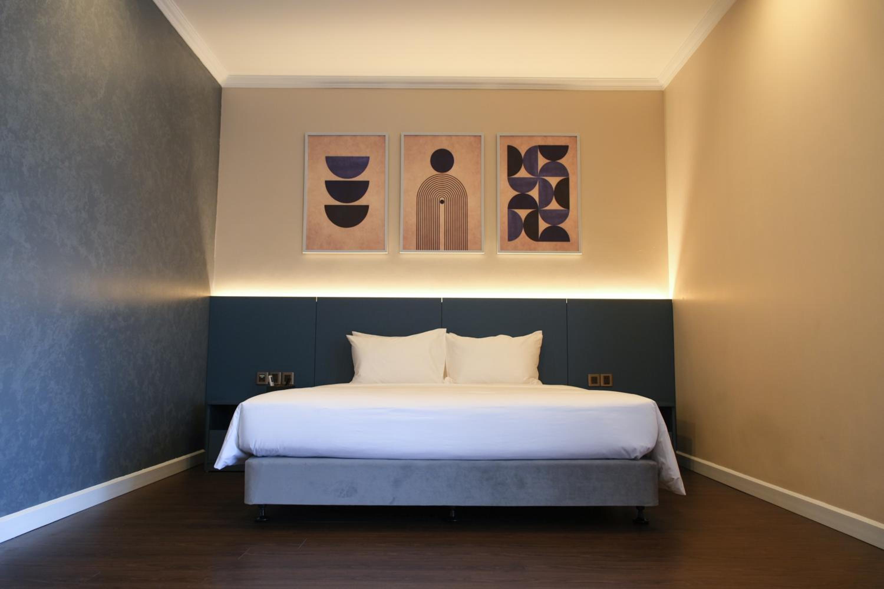 Standard Double Room - Photo 4