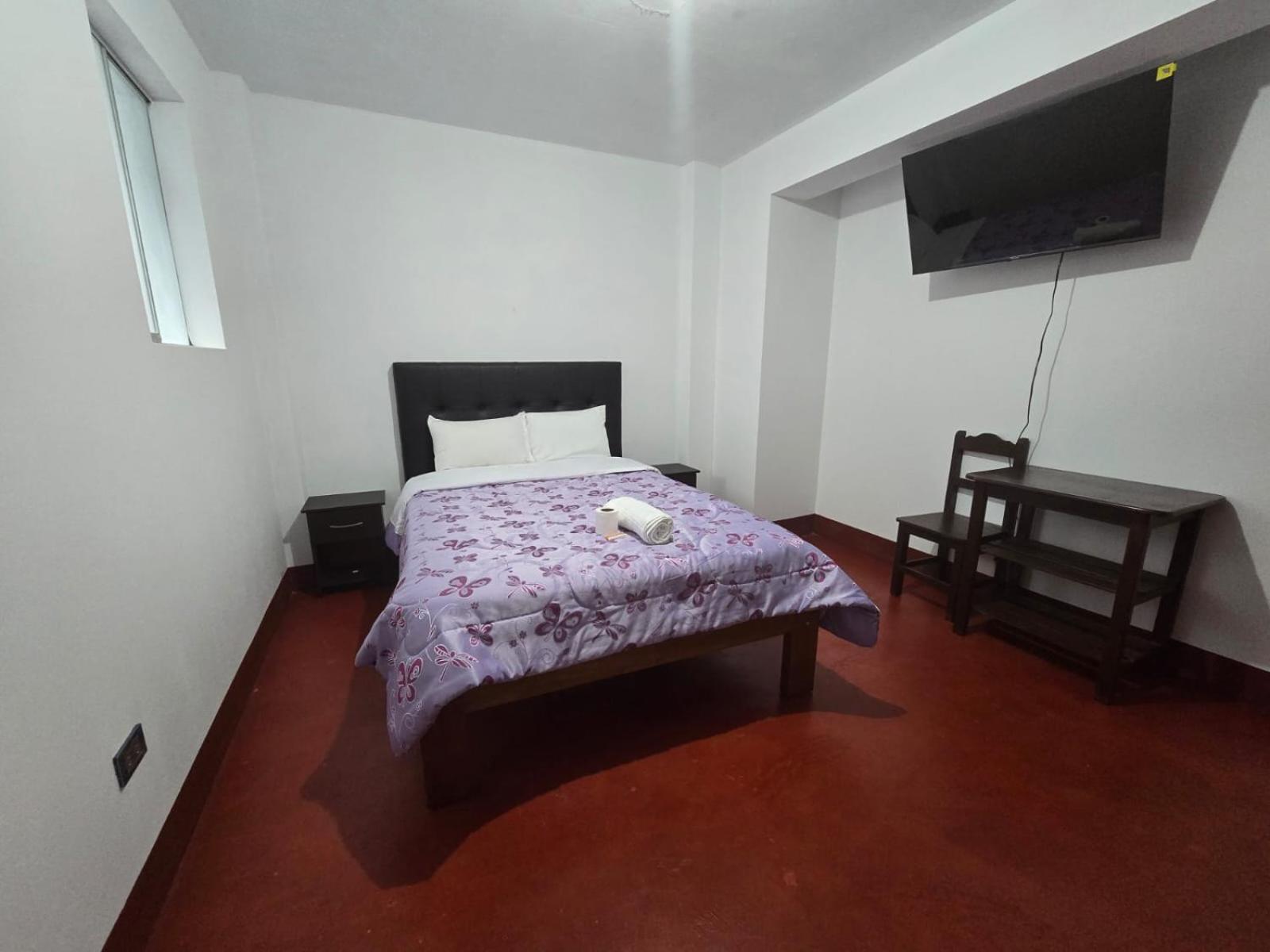 Double Room With Shared Bathroom photo 3