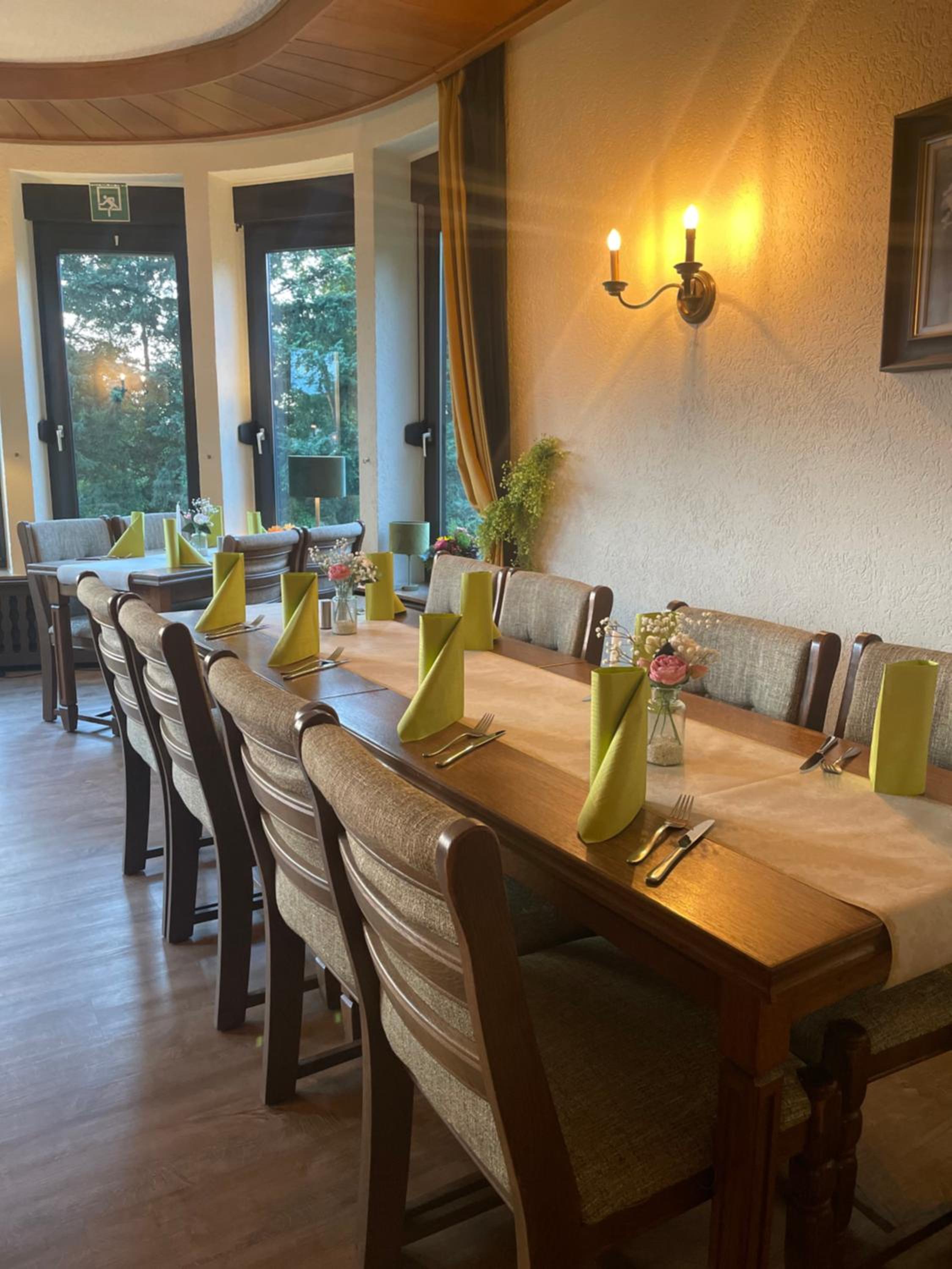 Suite - Photo 1