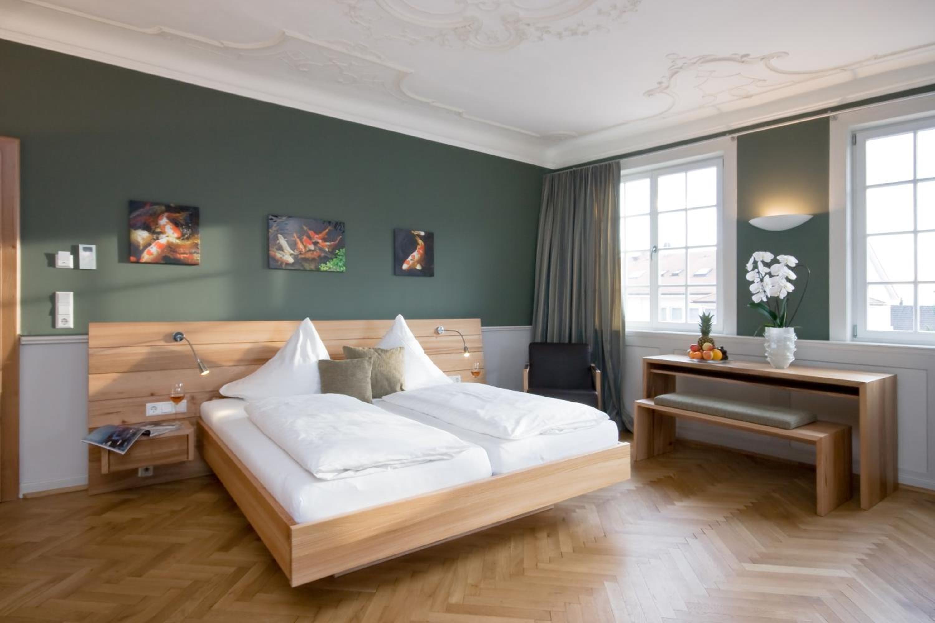 Suite with Lake View photo 1