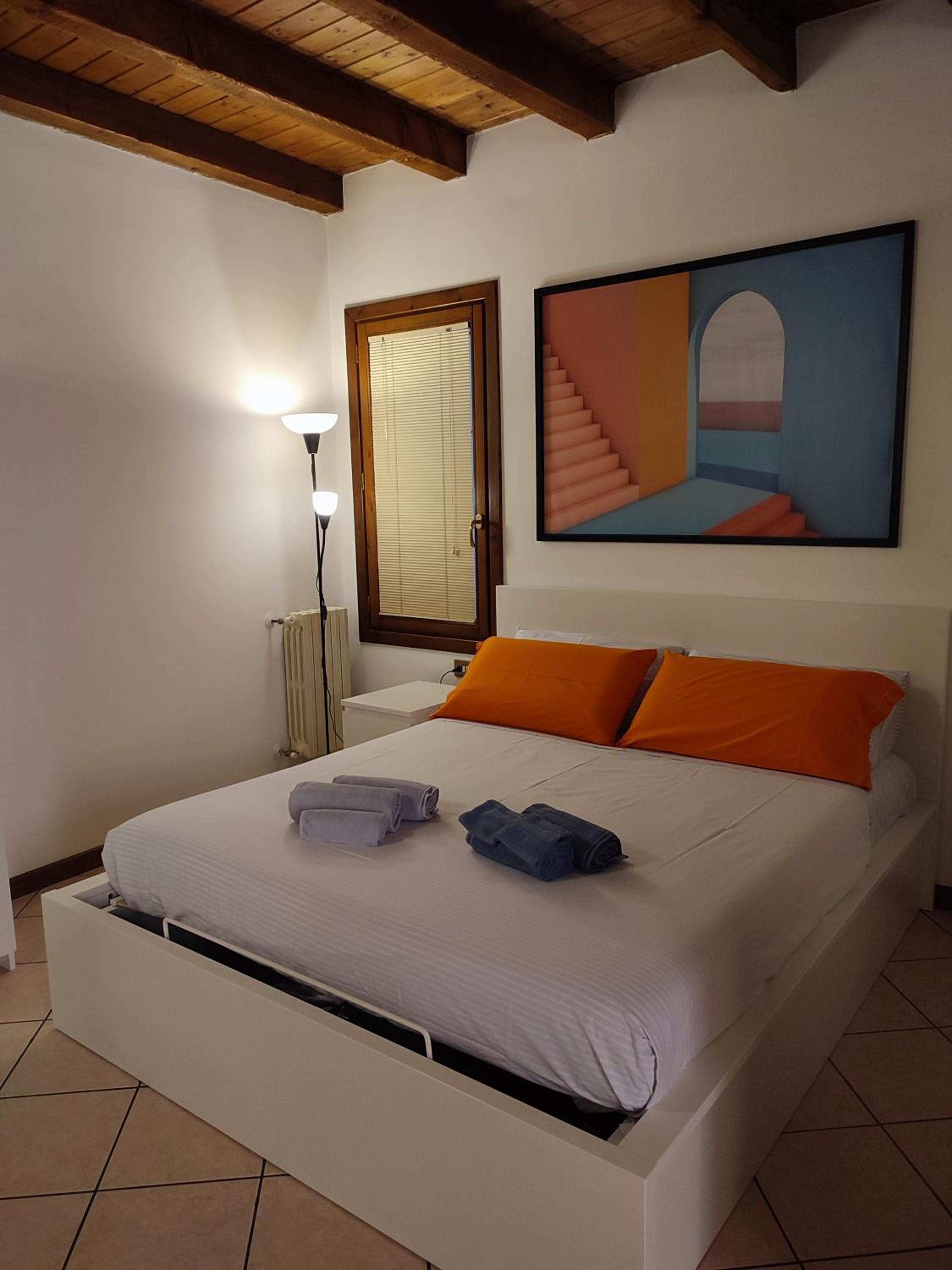 Studio Apartment with One Double Bed