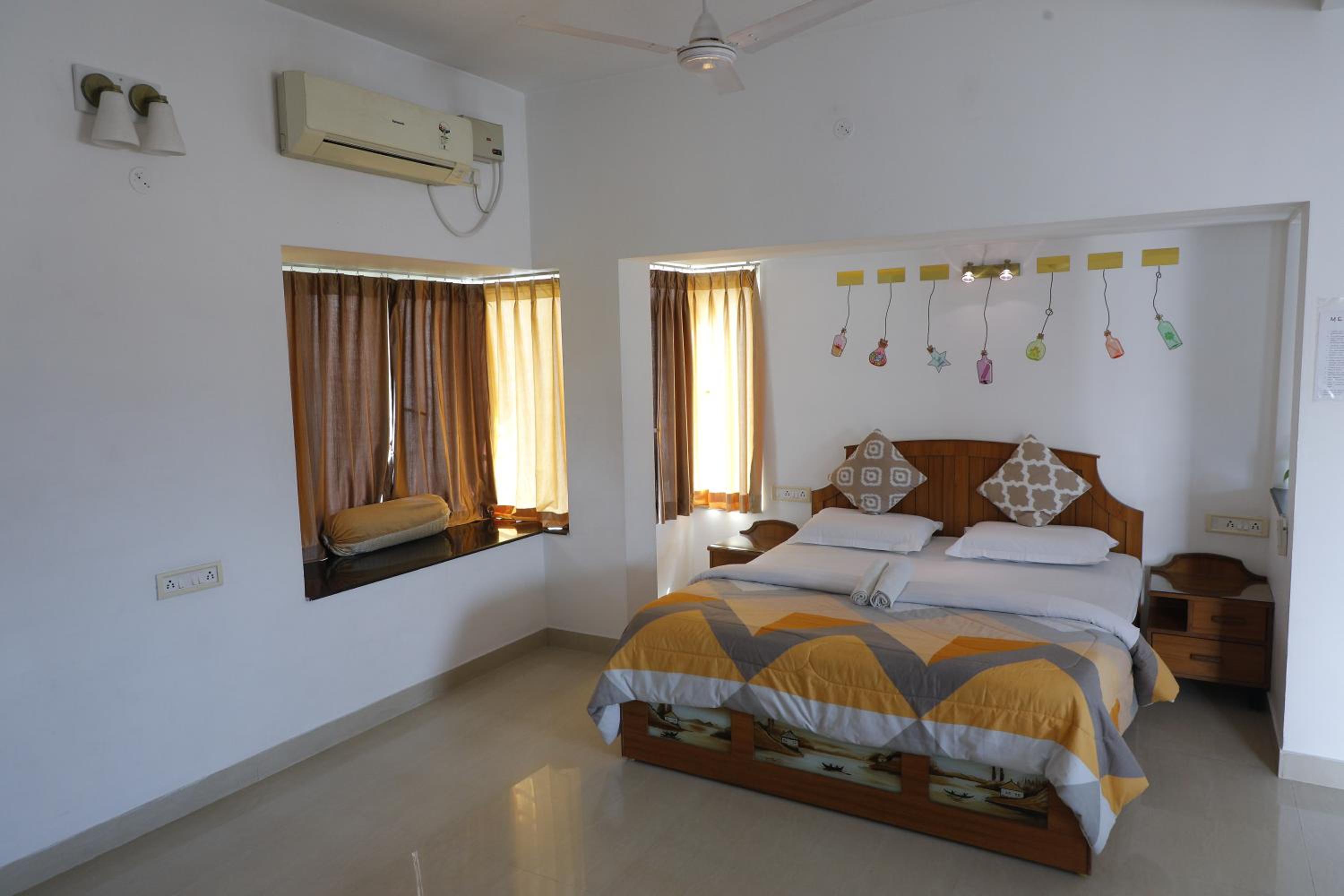 One-Bedroom Apartment with Terrace photo 2