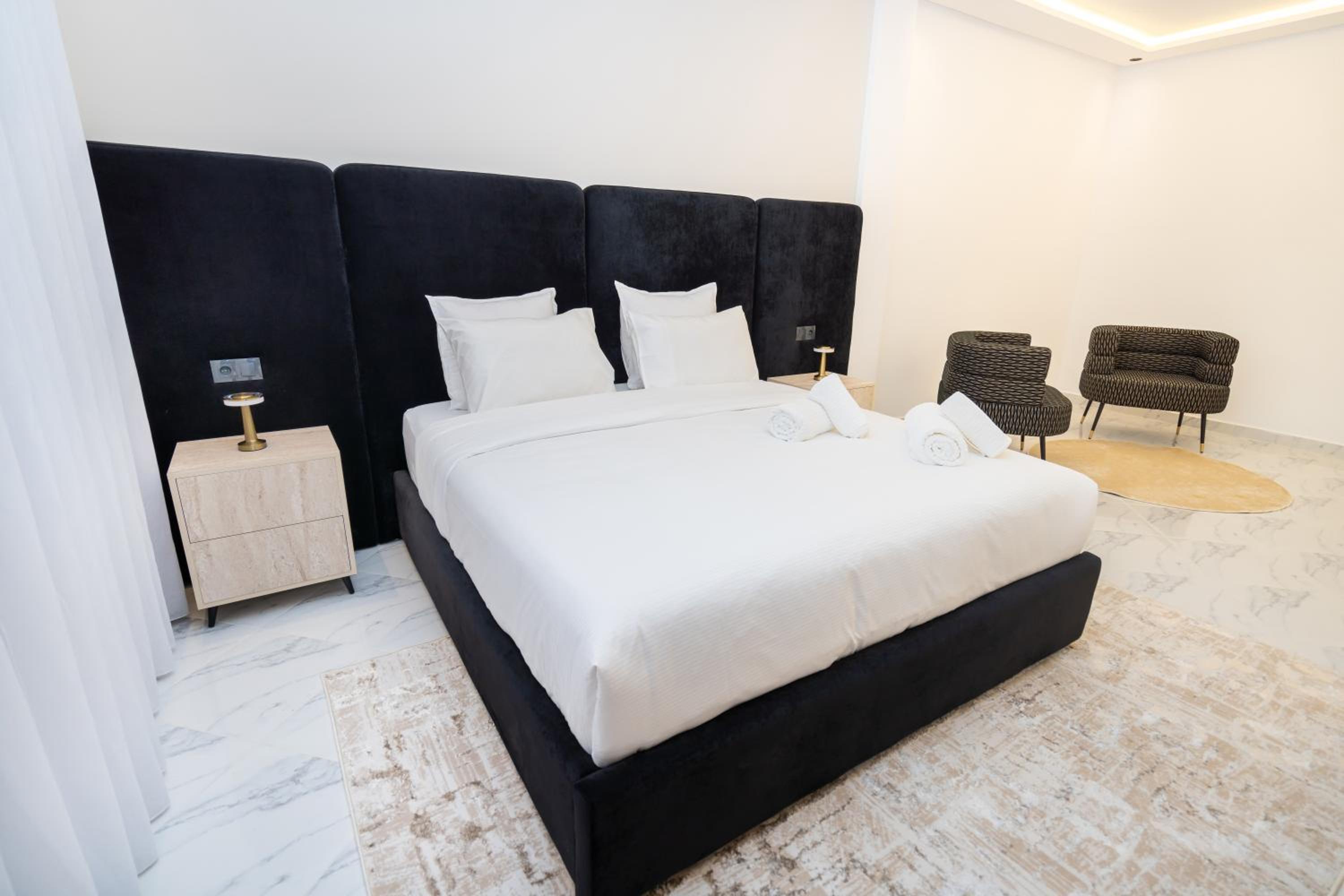 Two-Bedroom Deluxe Apartment