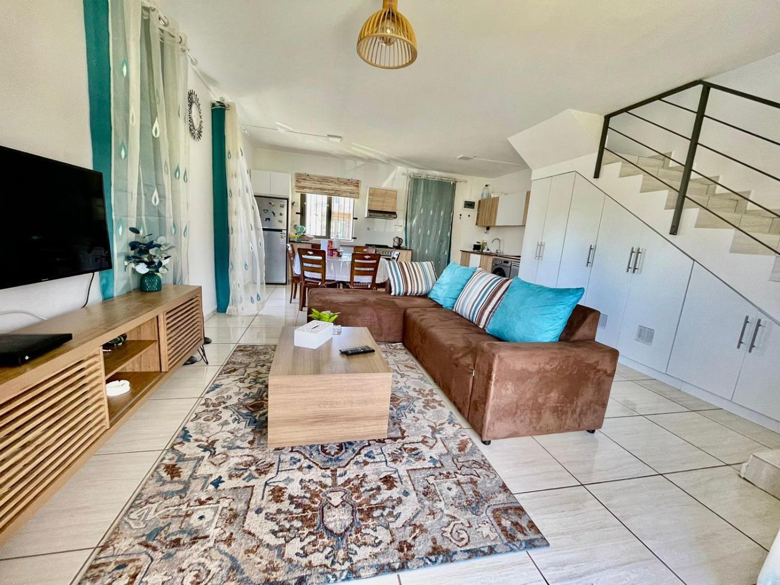 Bungalow with Patio photo 3