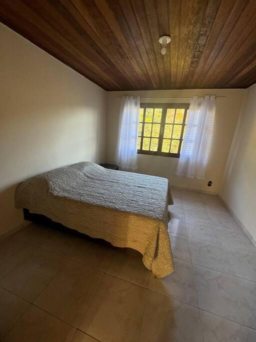 Three-Bedroom House photo 3