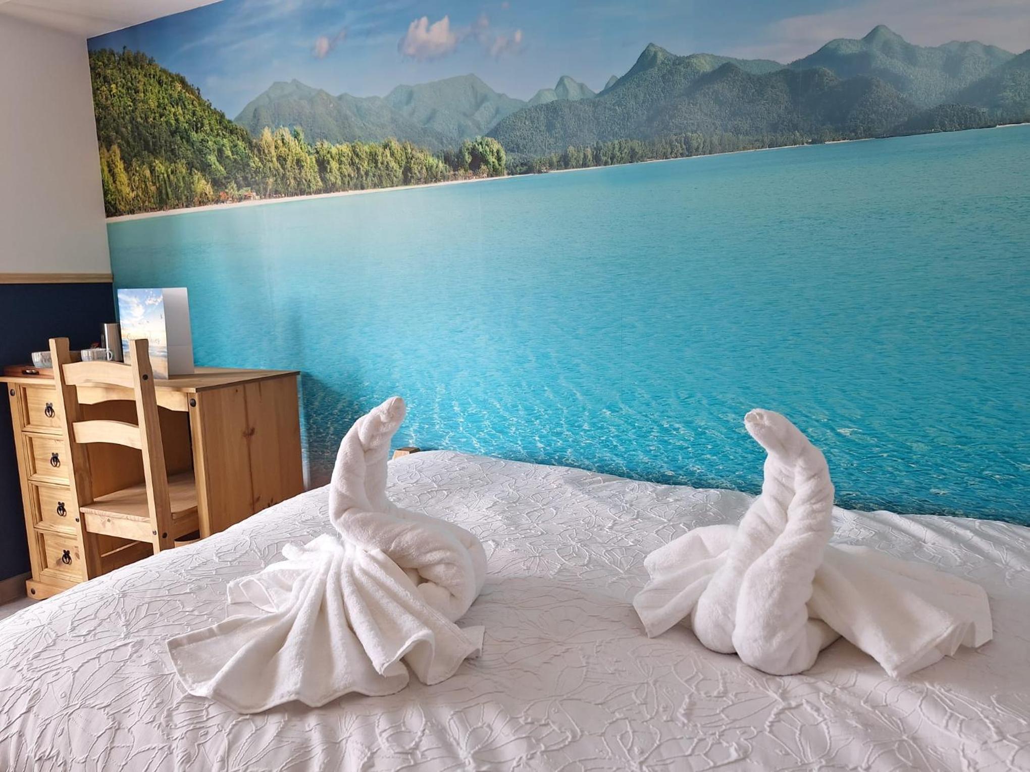 Double Room with Shared Bathroom