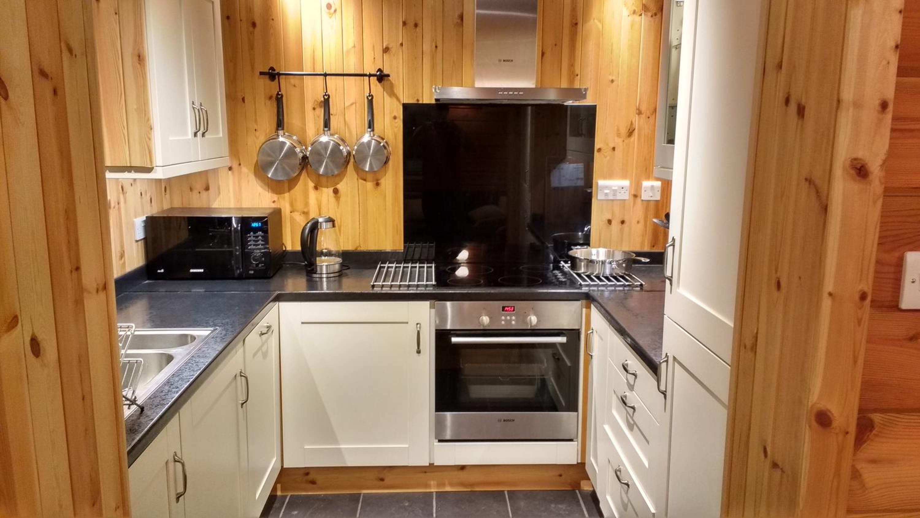 Three-Bedroom House photo 2