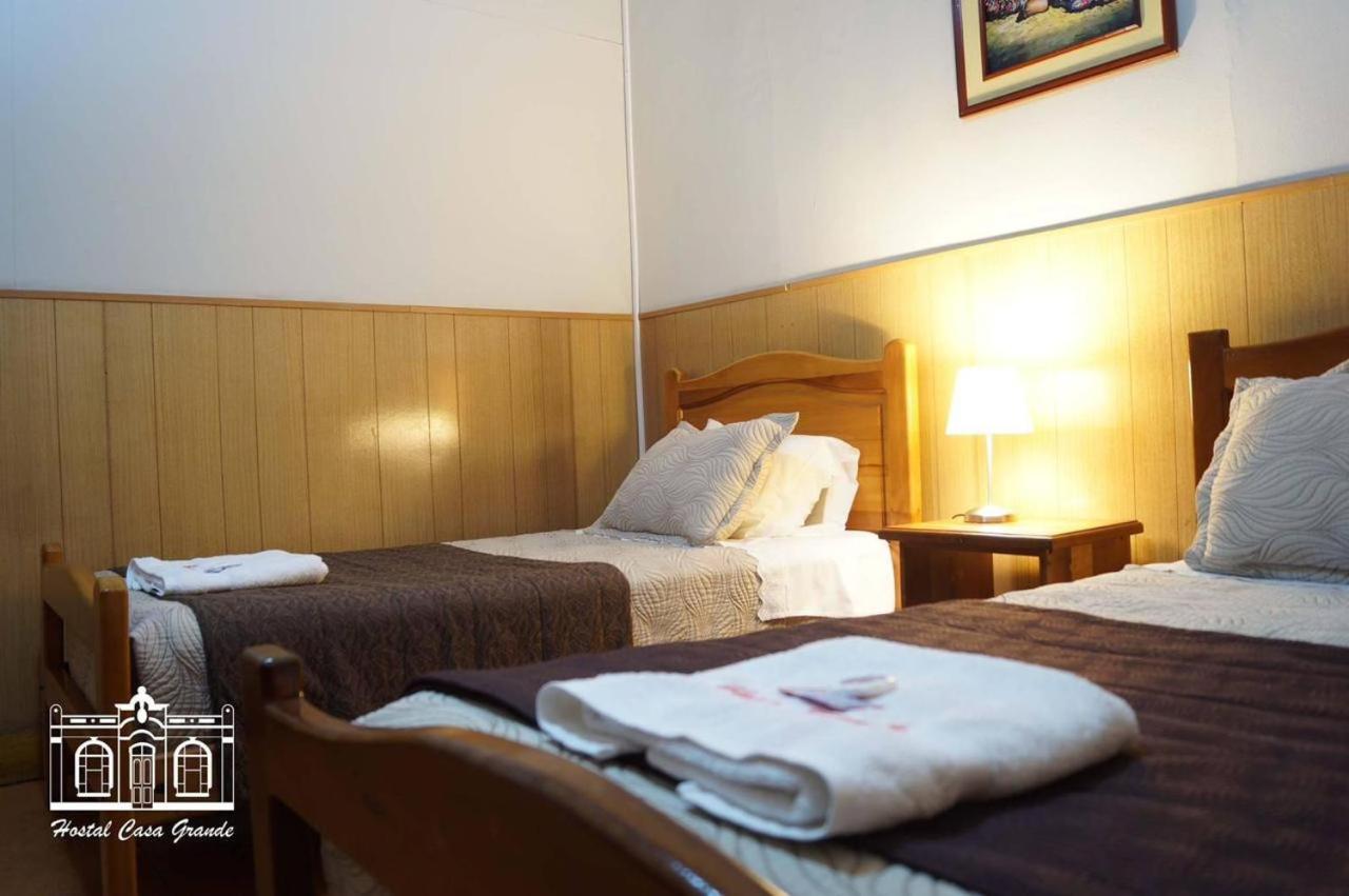 Twin Room With Private Bathroom photo 2