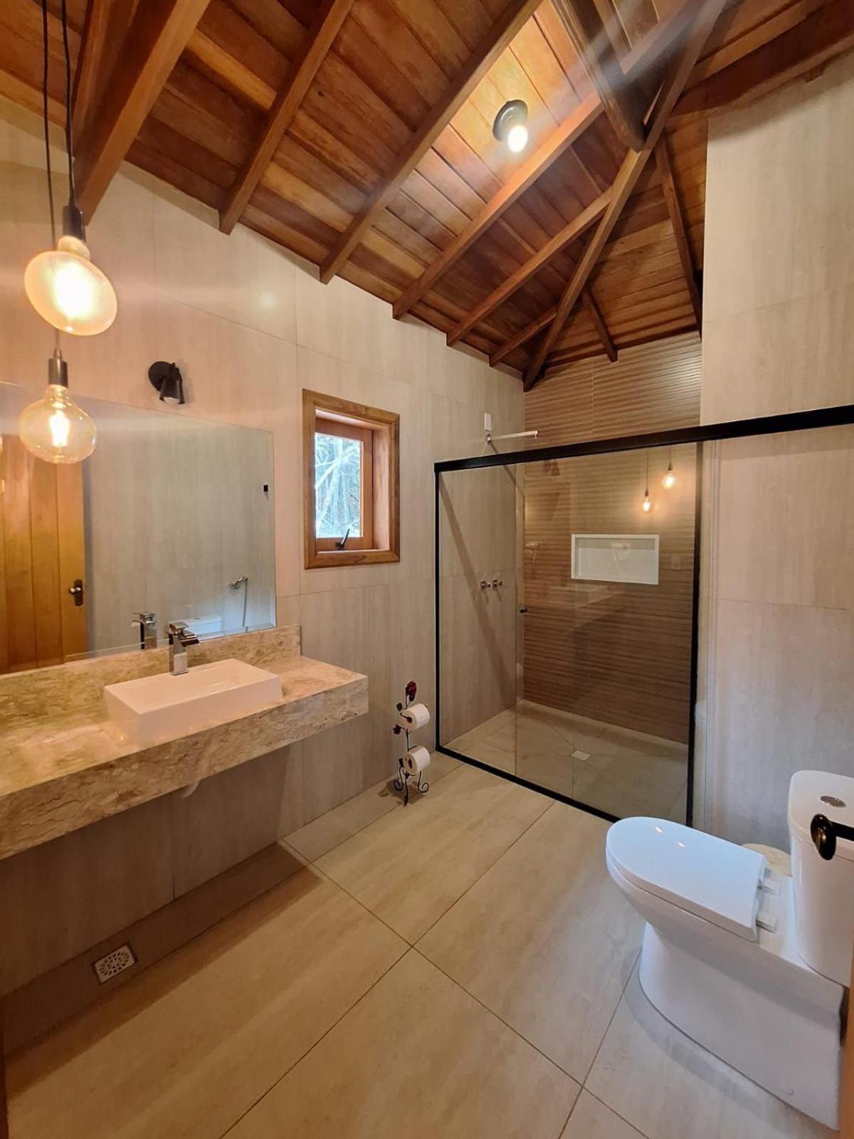 Superior Chalet - Photo 5